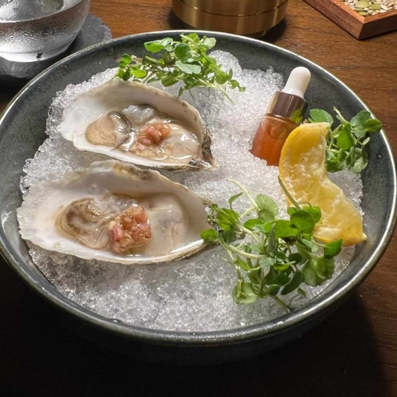 Ostras en salsa mignonette