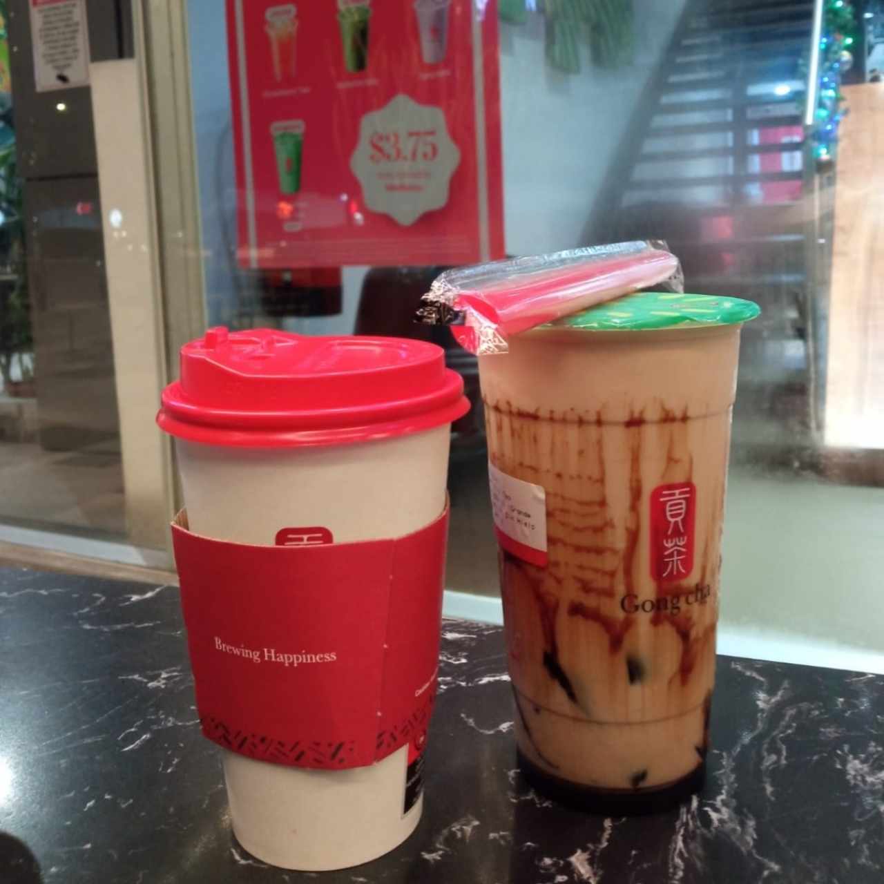 original hot tea & Brown Sugar milk tea