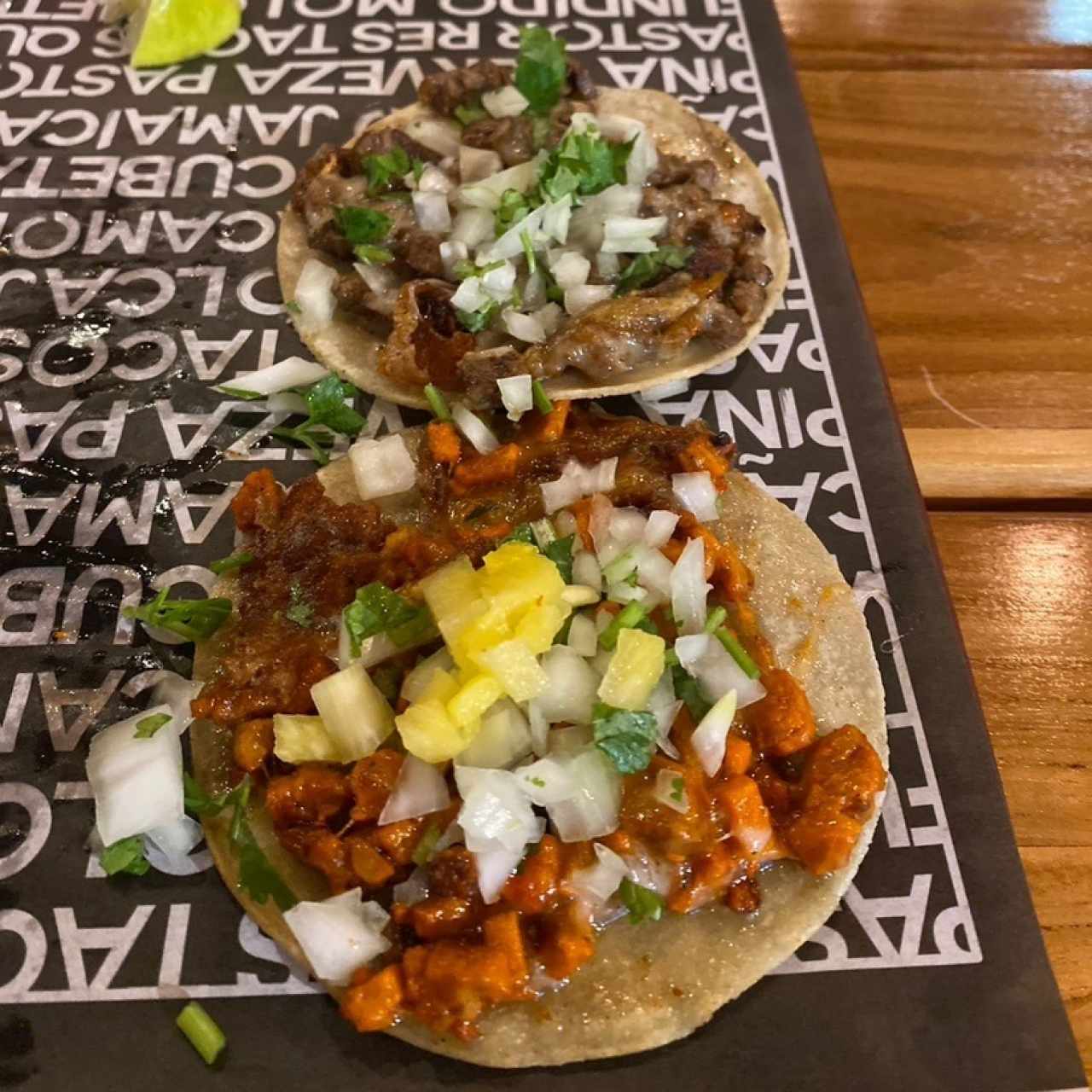 Tacos Mixtos con queso (pastor y res)