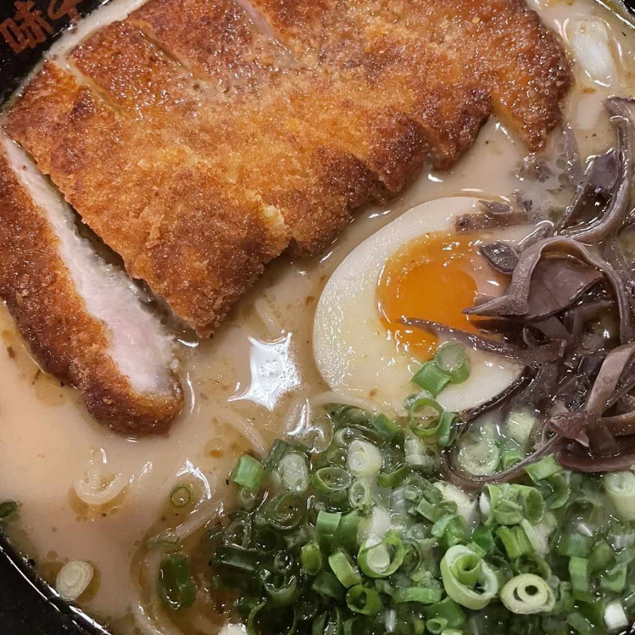 Tomkatsu ramen