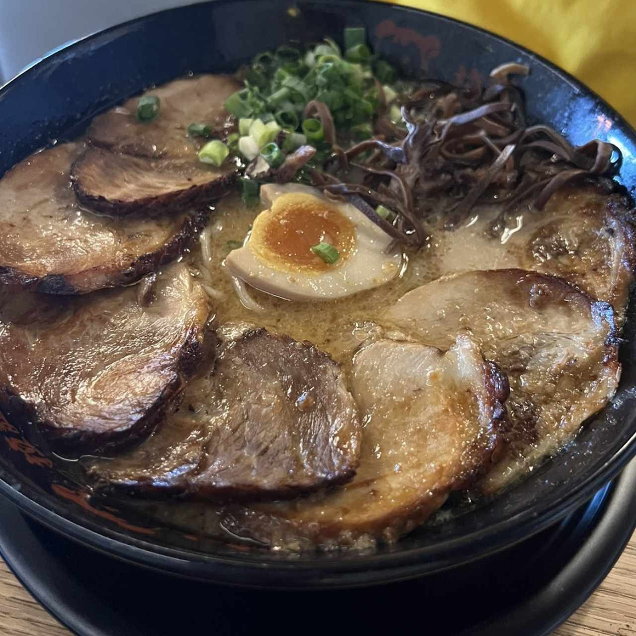 Chasyu Ramen (pedí extra chasyu)