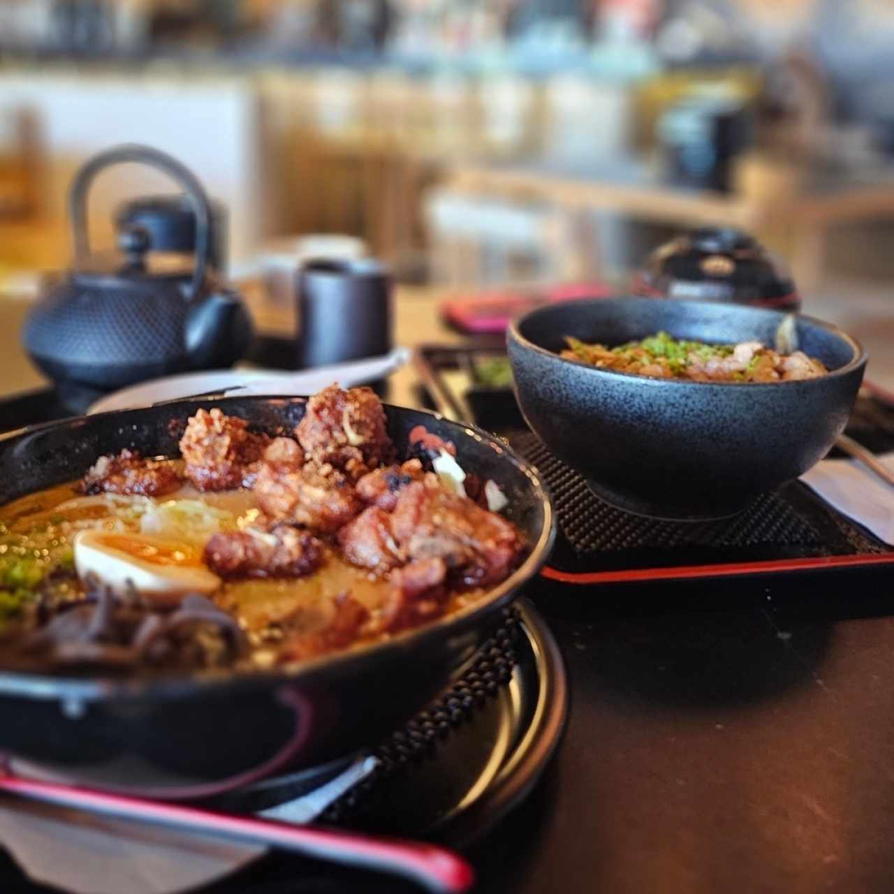 ramen de costilla de puerco