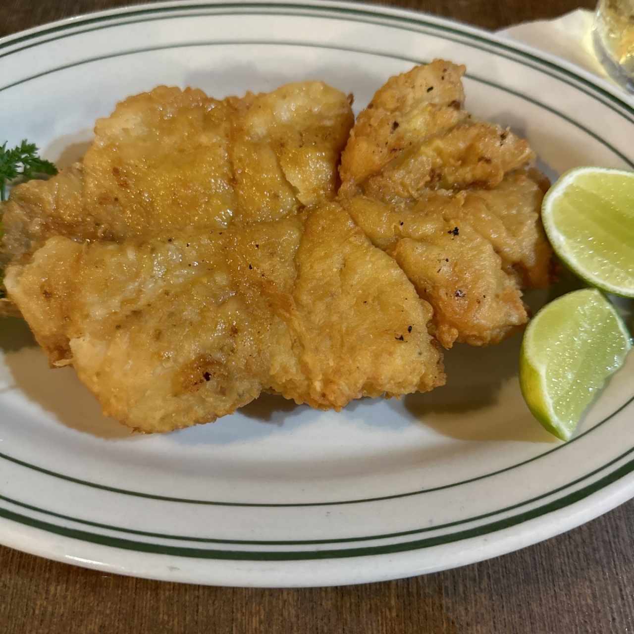 Filete de corvina apanado