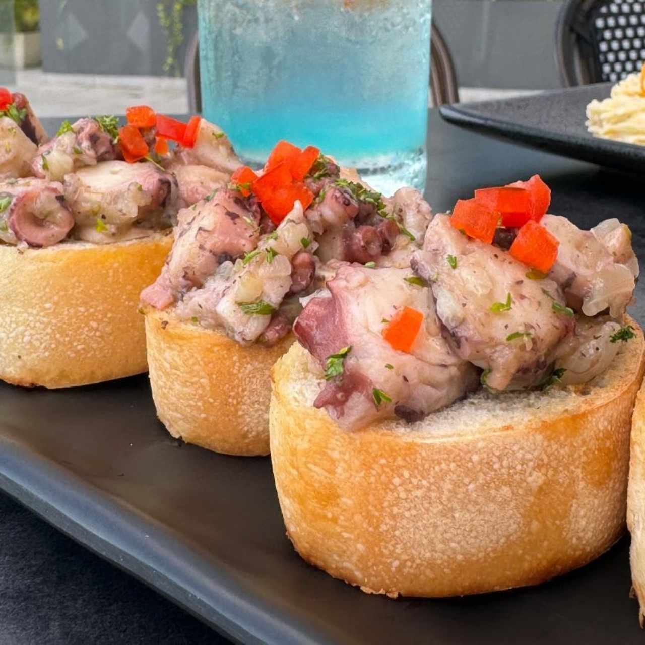 Crostini de Pulpo