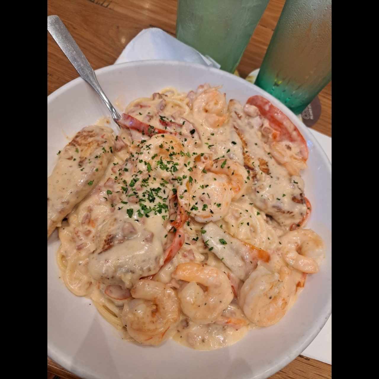 Classic Entreés - Chicken & Shrimp Carbonara