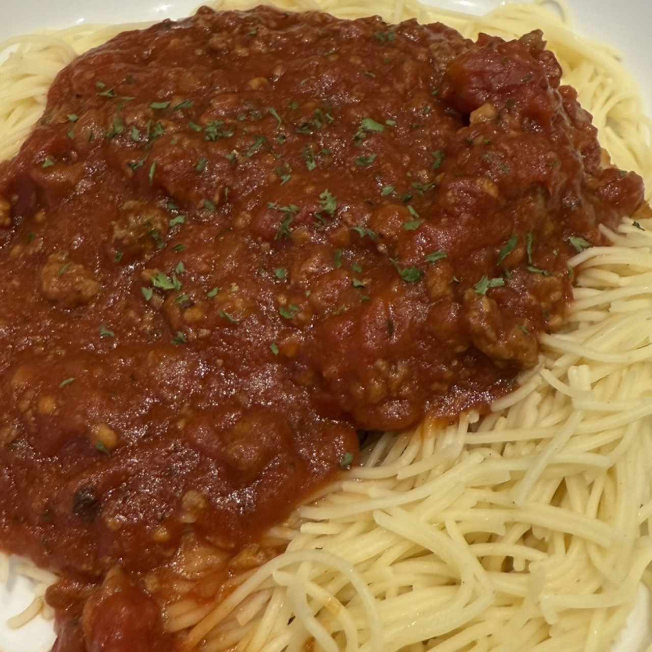 Spaghetti salsa roja