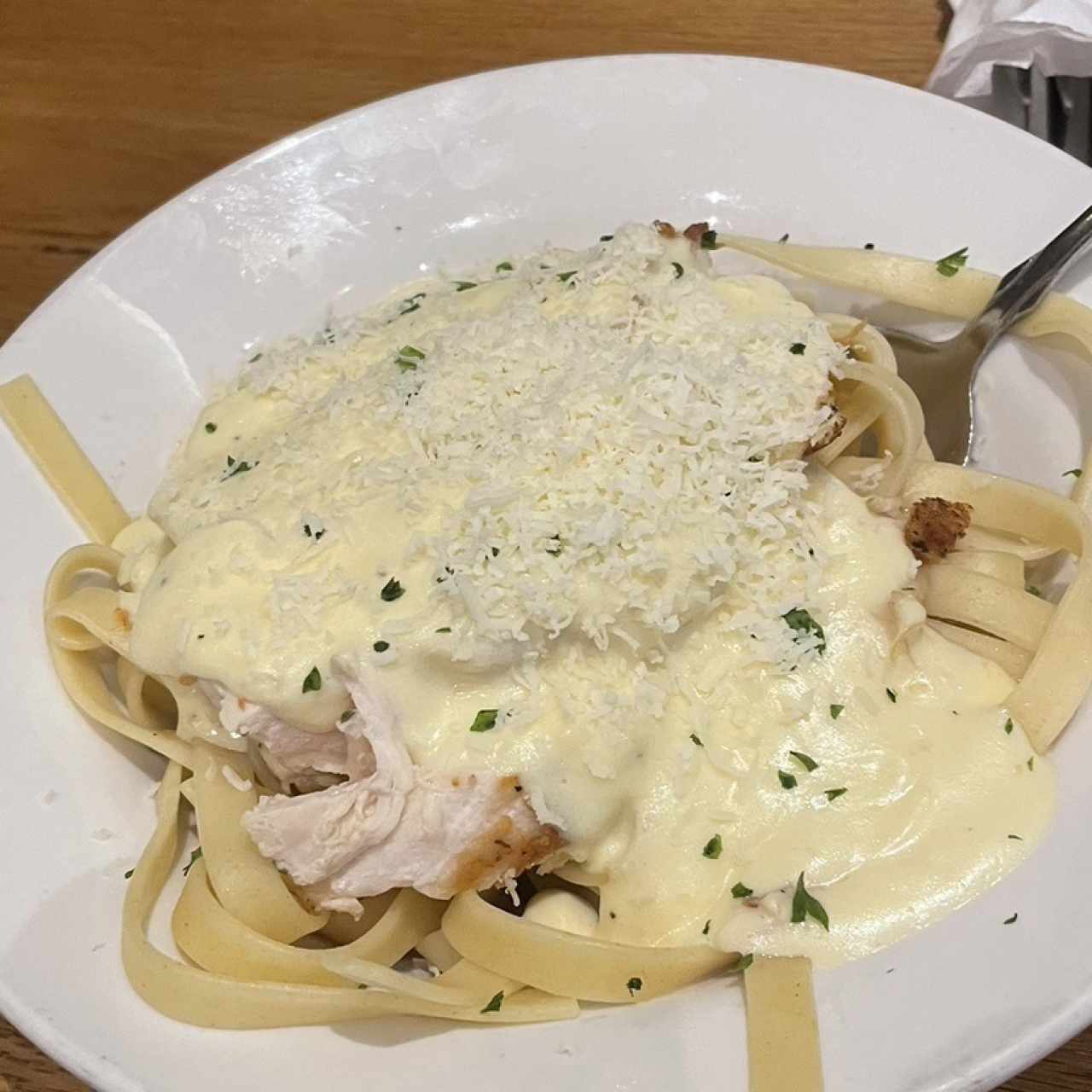 Amazing Alfredos - Chicken Alfredo