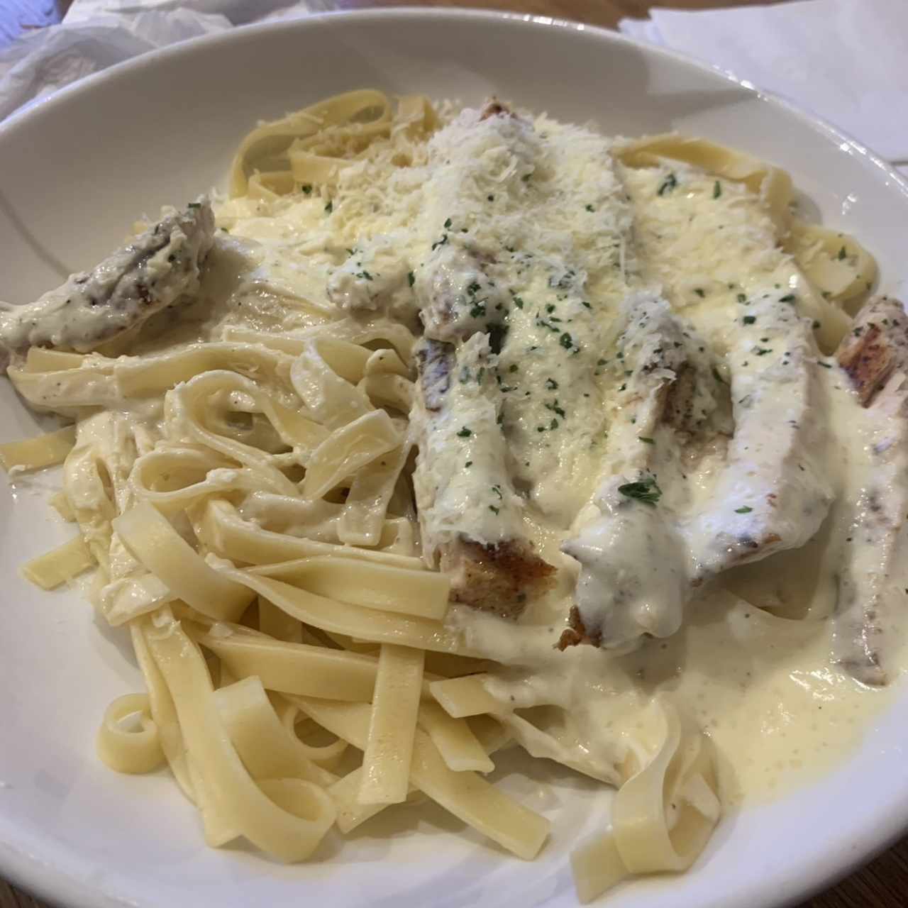 Amazing Alfredos - Chicken Alfredo