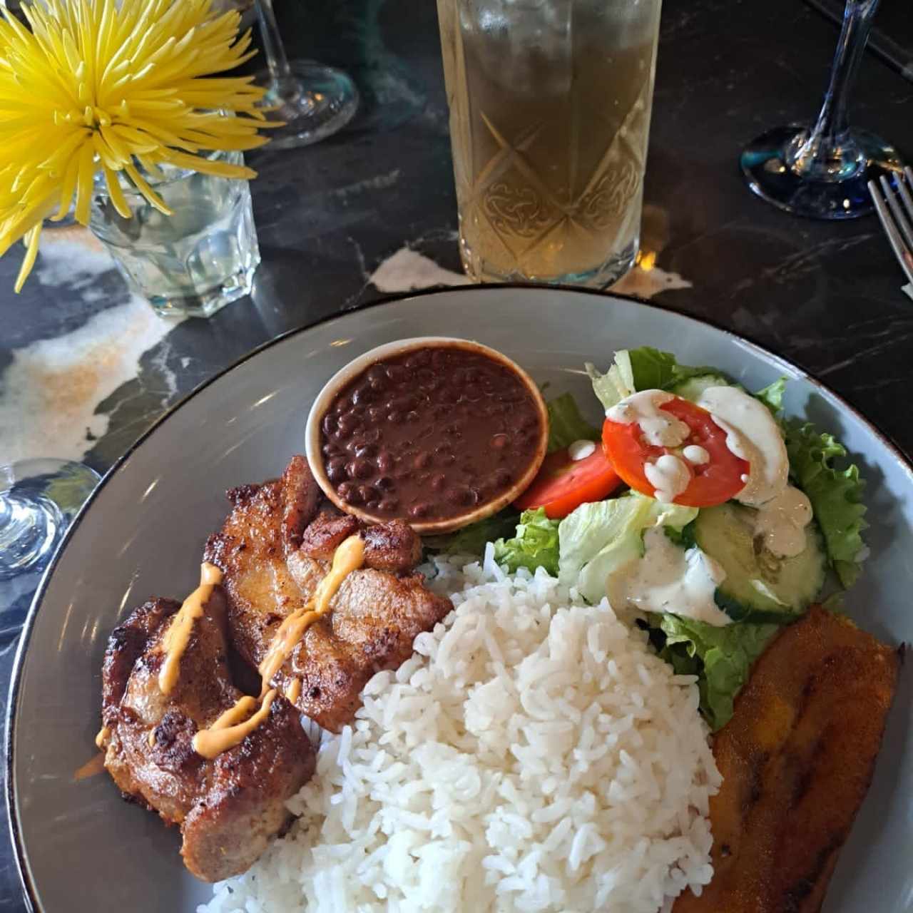 Costilla en menú ejecutivo 