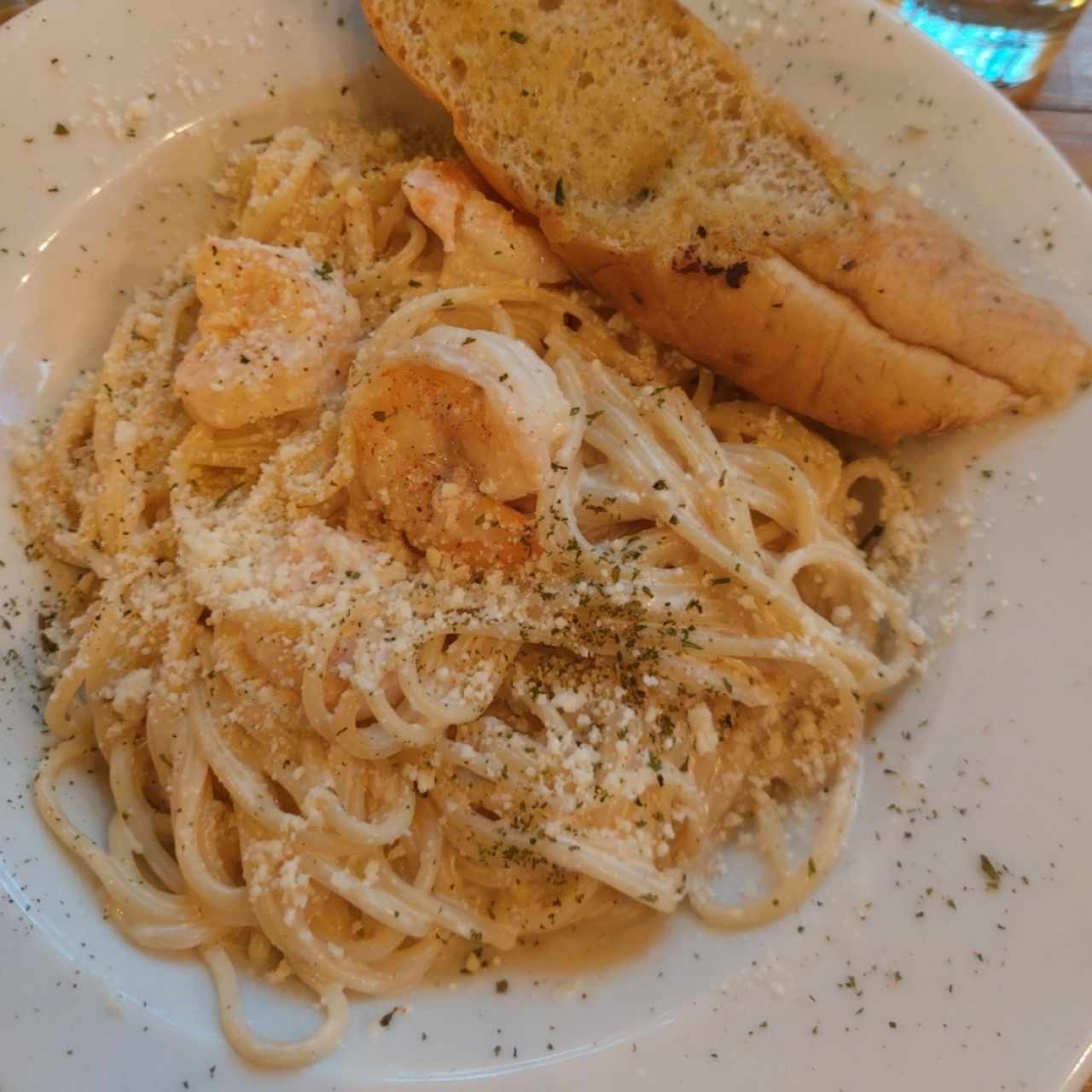 pasta con camarones 