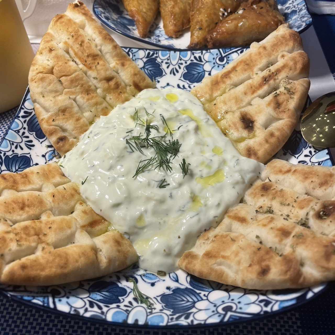 Tzatziki con pita