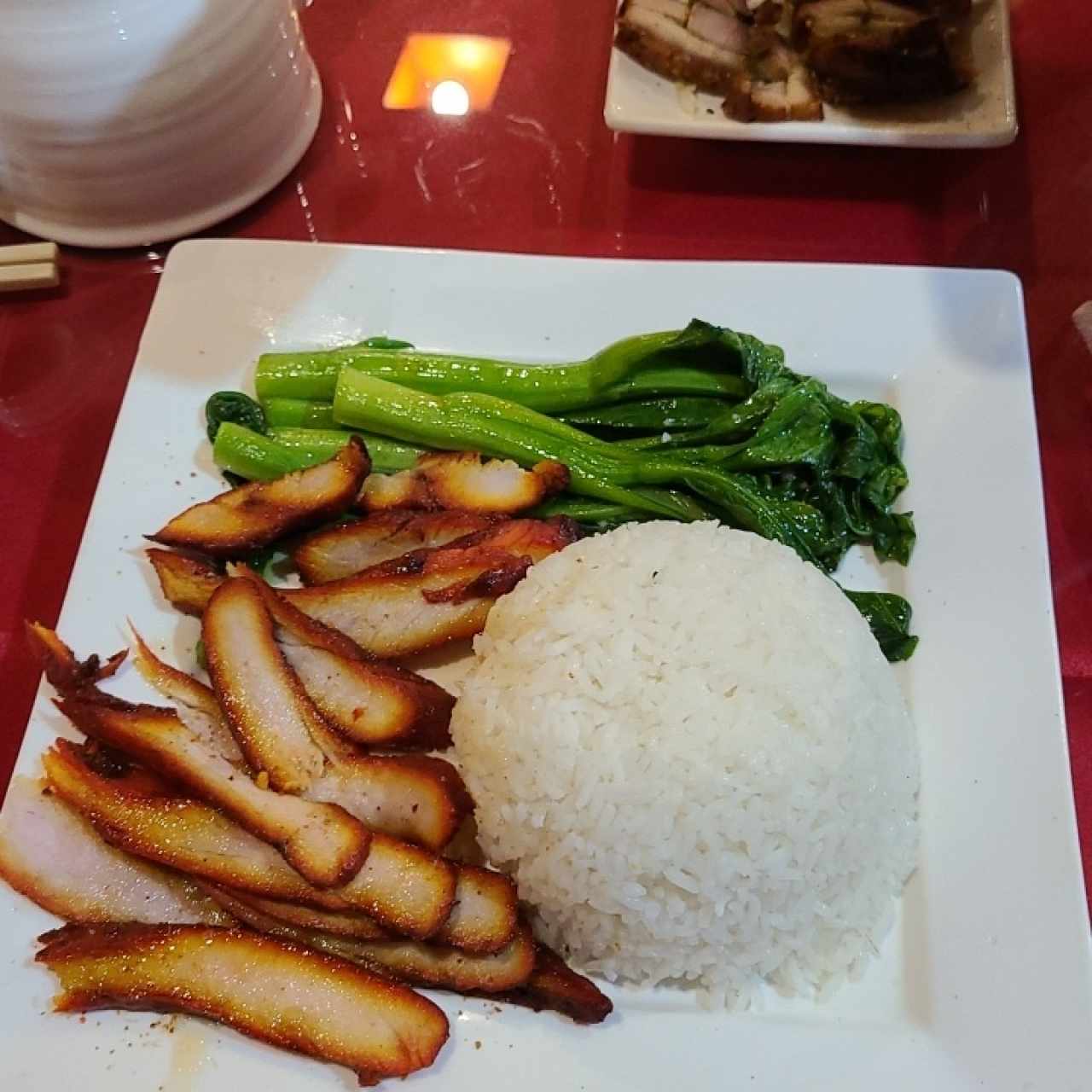 arroz con puerco asado en miel