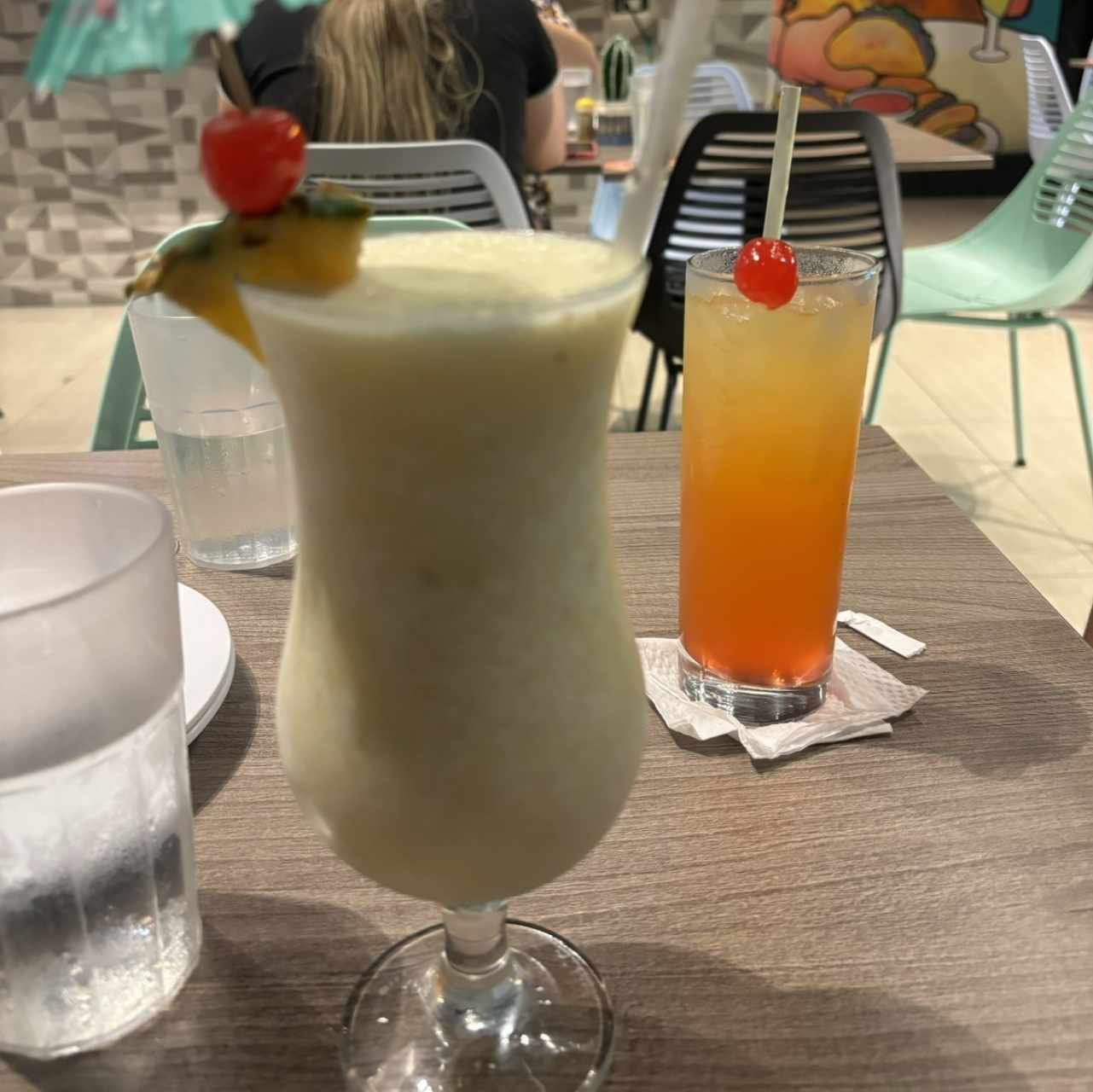 Piña colada Y Tequila Sunrise 