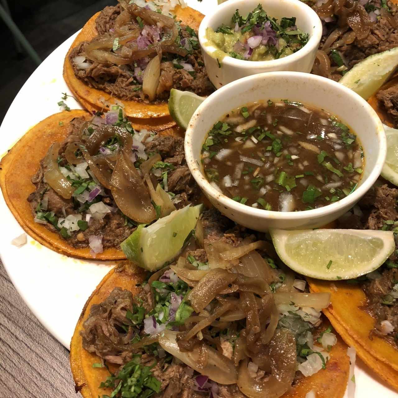 Bandeja taquera de birria