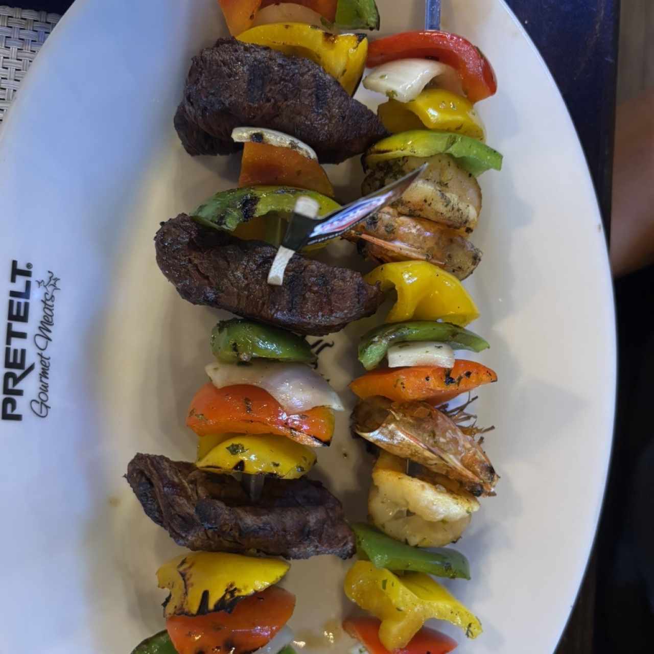 BROCHETA MAR Y TIERRA