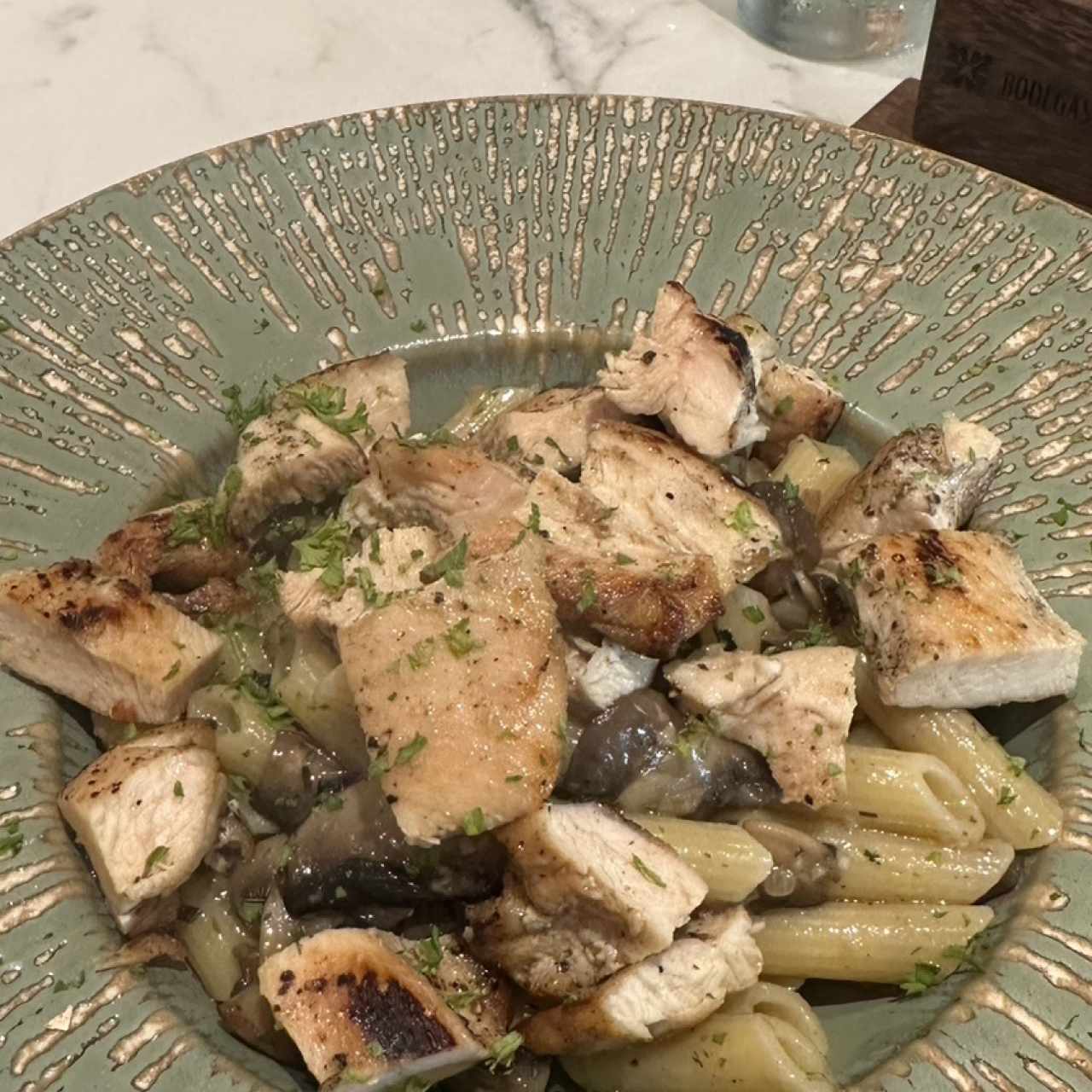 PASTAS - TAGLIOLINI AI FUNGHI