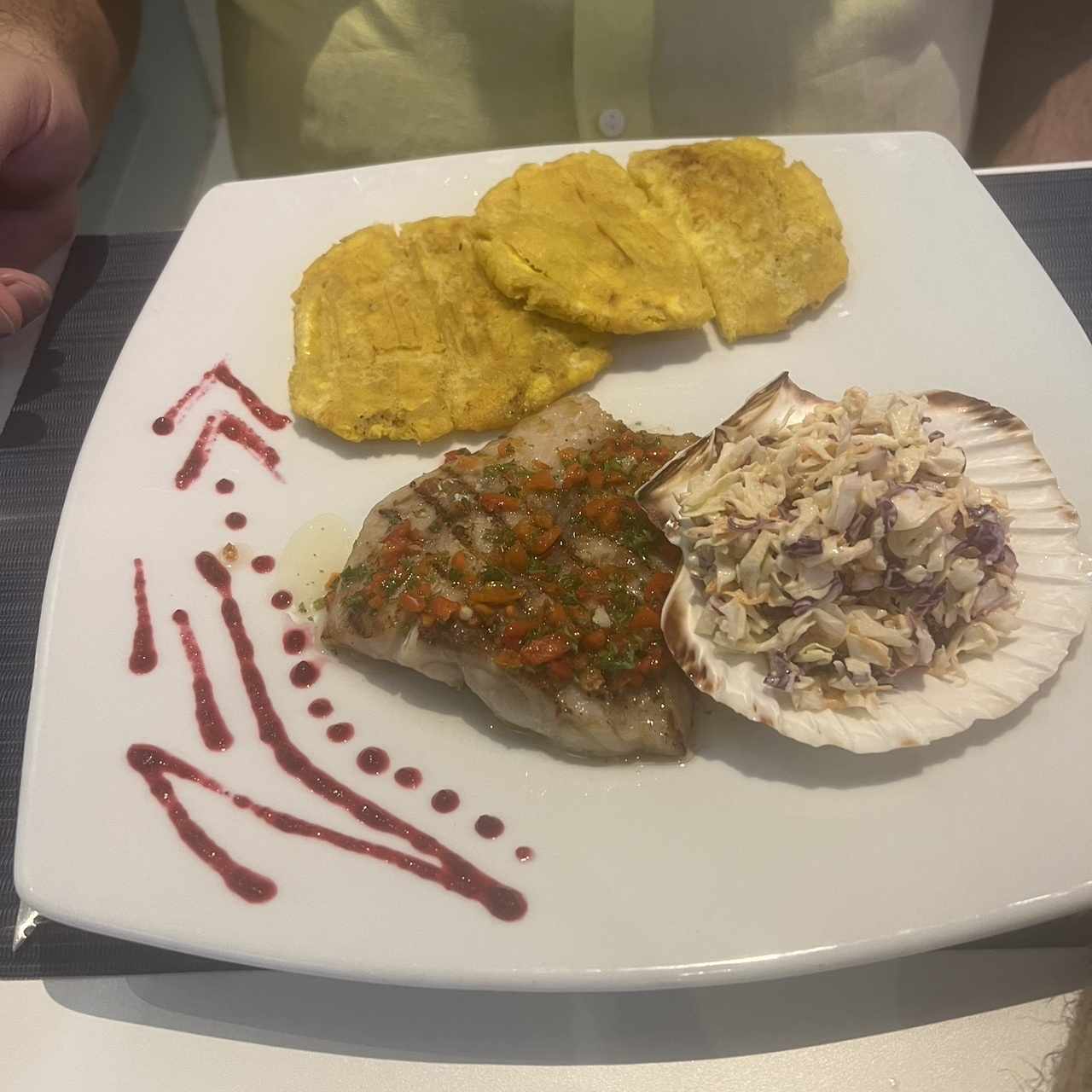 Corvina con patacon