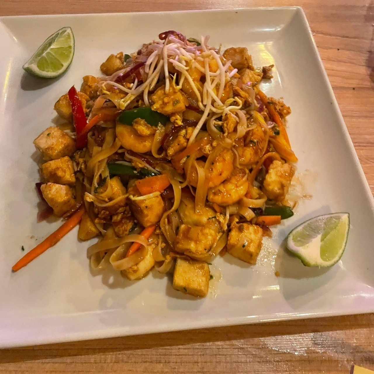 Pad thai de camarón