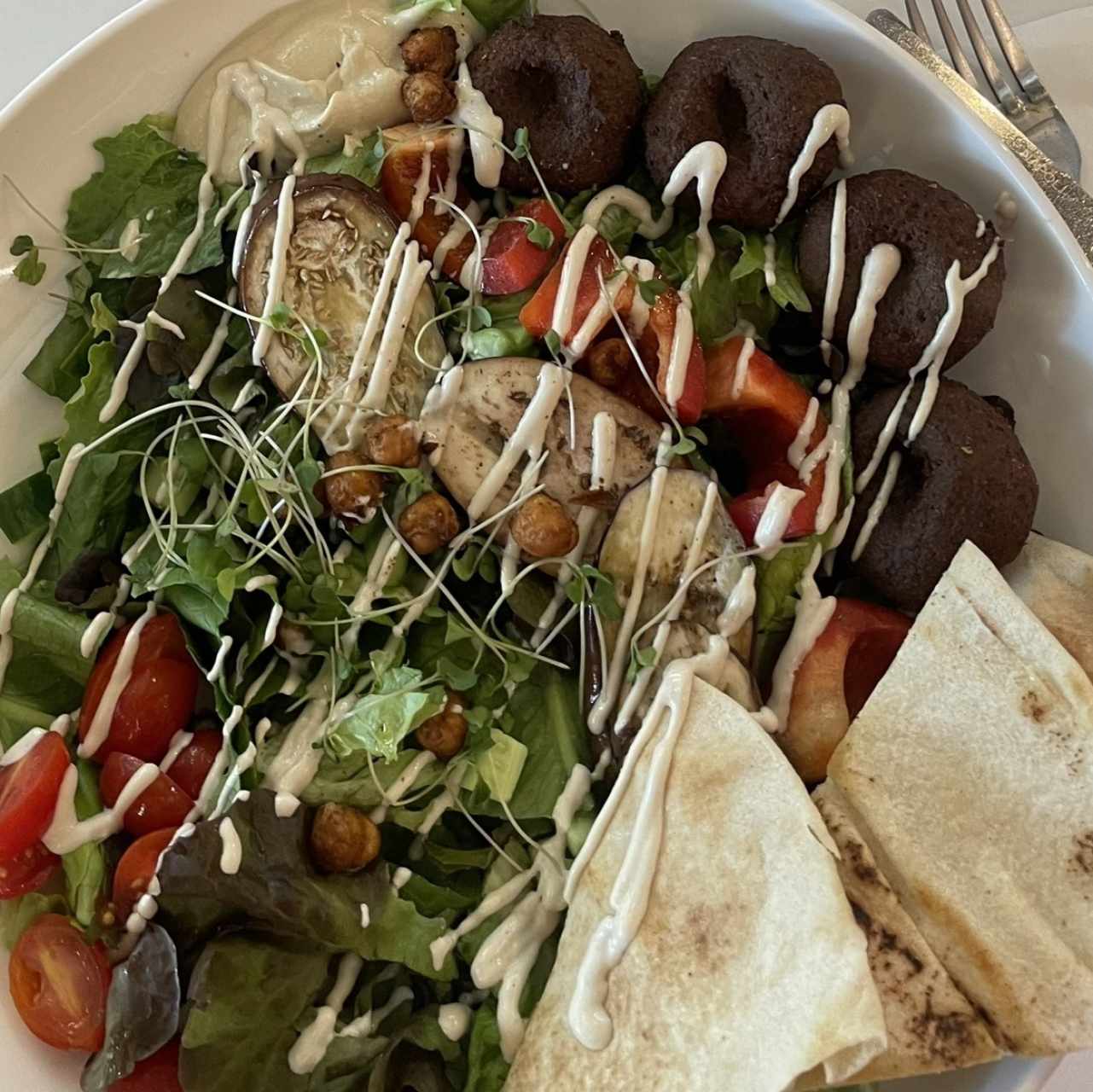 Falafel bowl