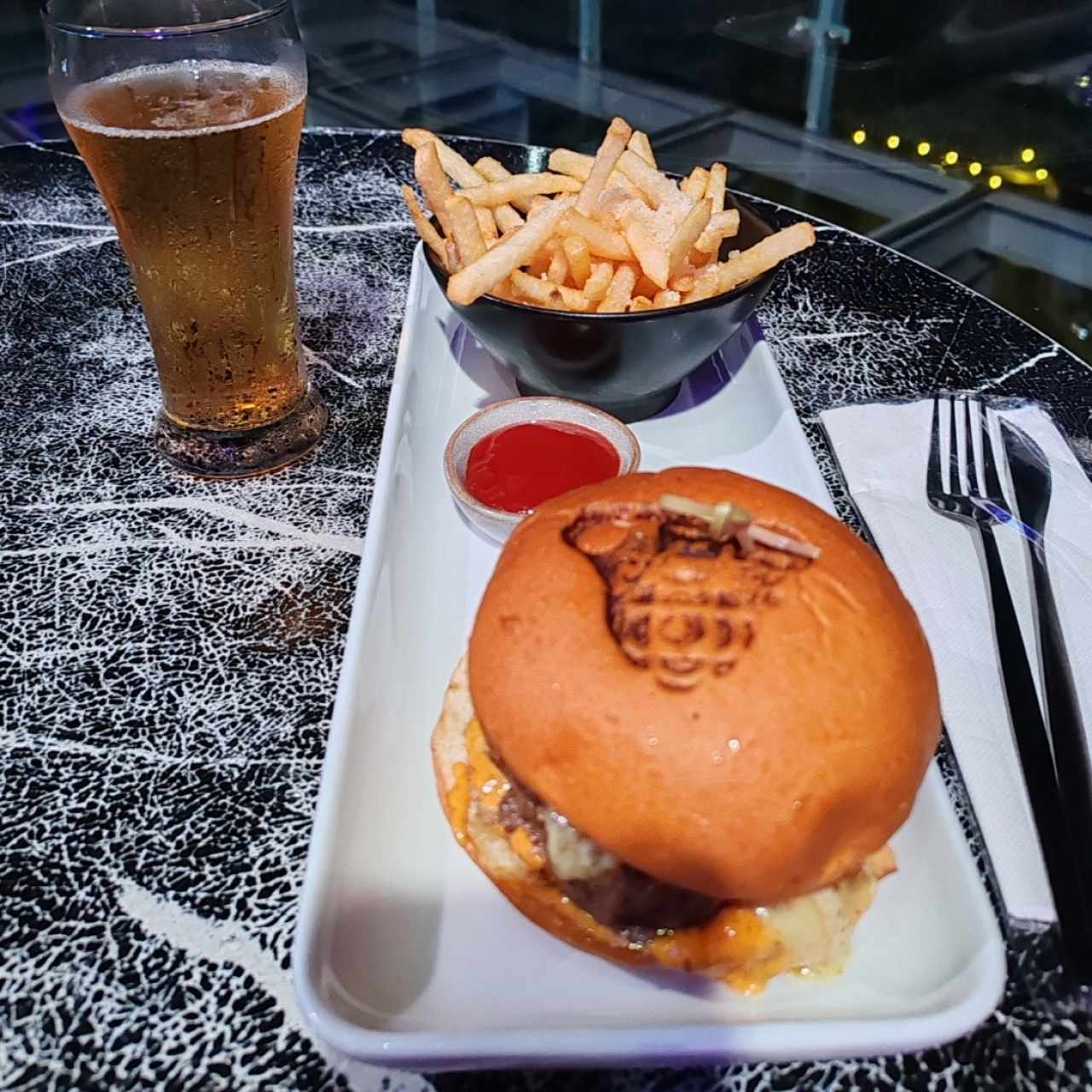 Menú - CIELO BURGER