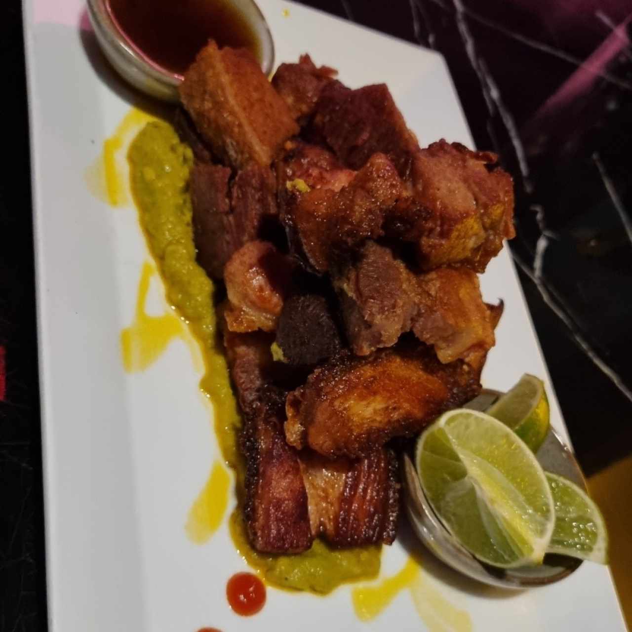 Menú - CHICHARRÓN DE PORKBELLY