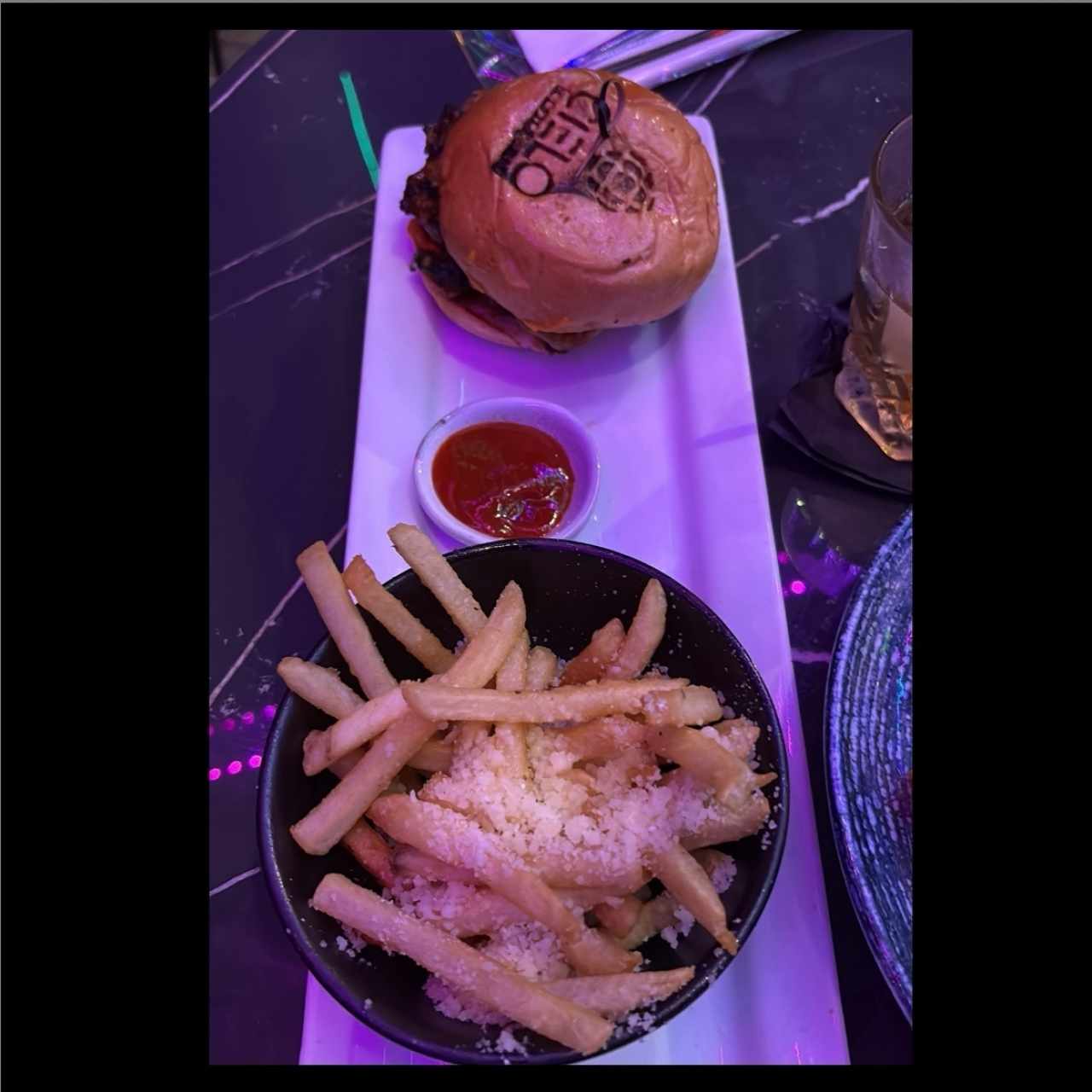 Menú - CIELO BURGER