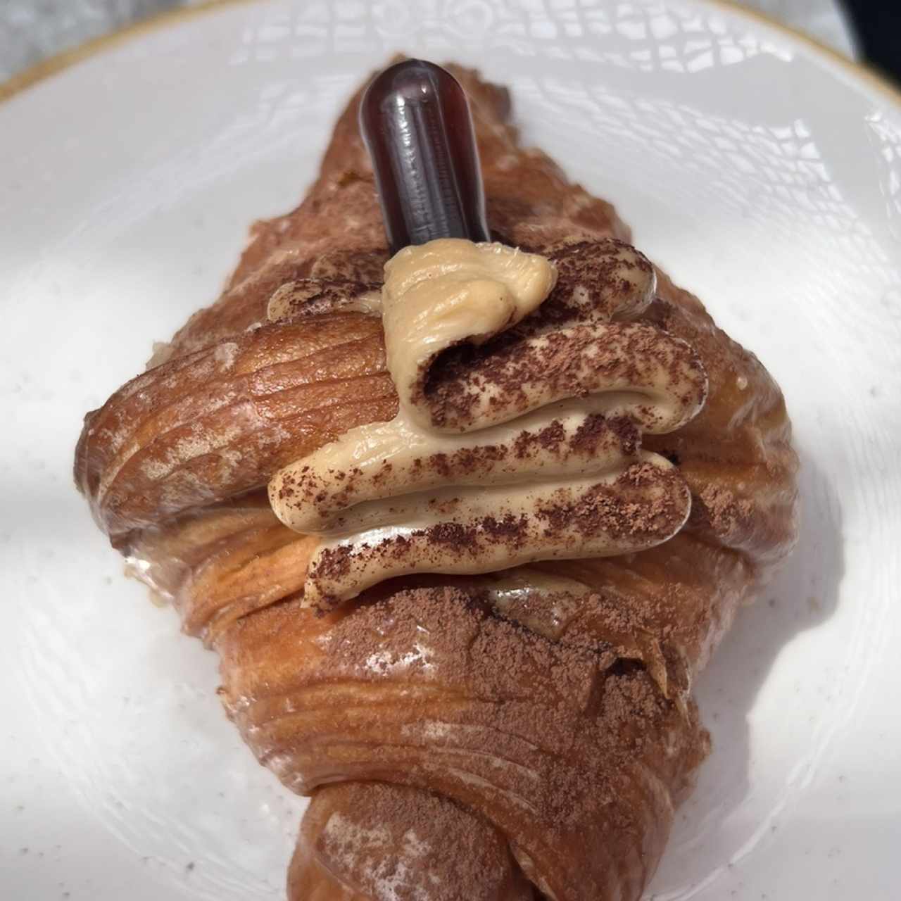 Croissant tiramisu