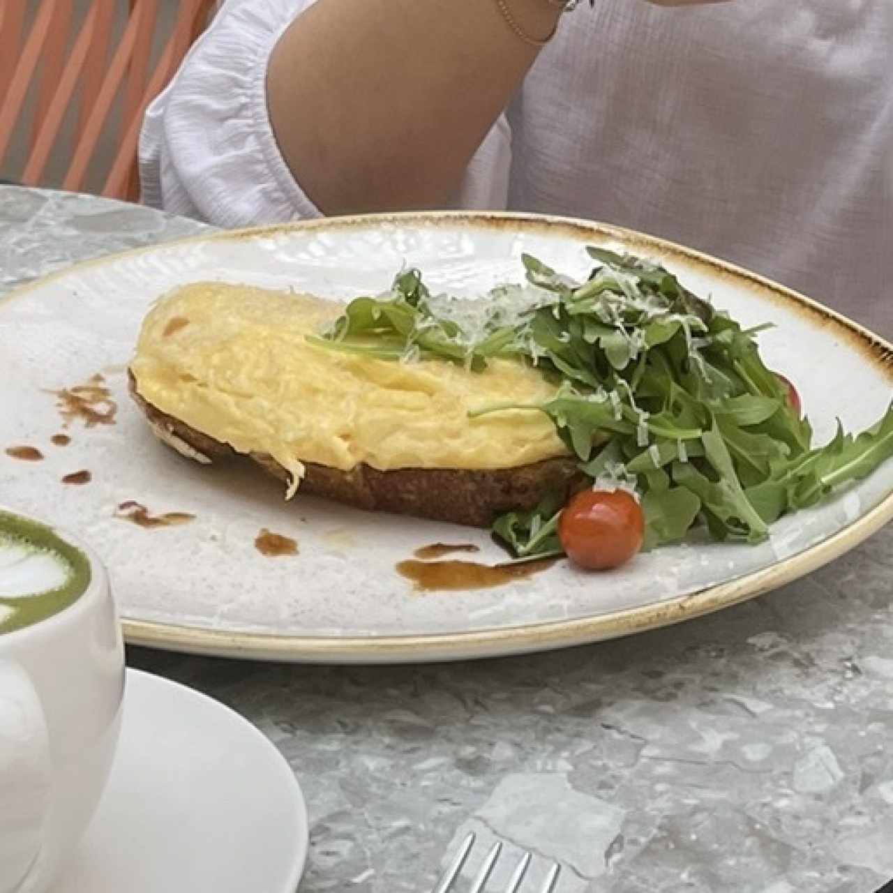 OMELETTE, QUESO Y CEBOLLA