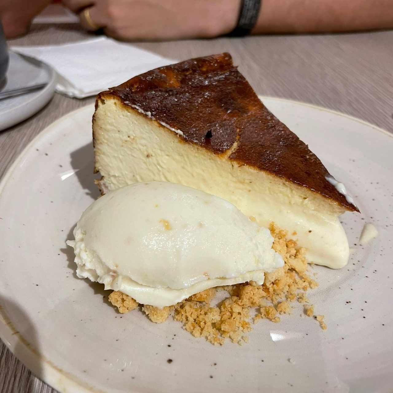 TARTA DE QUESO VASCA