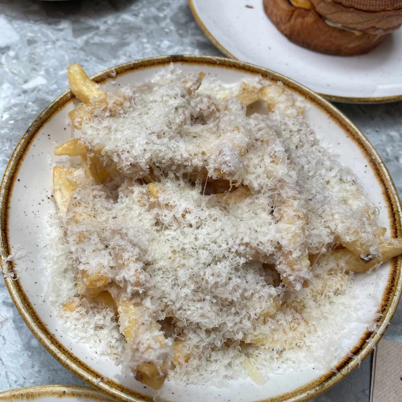 PARMESAN TRUFFLE FRIES
