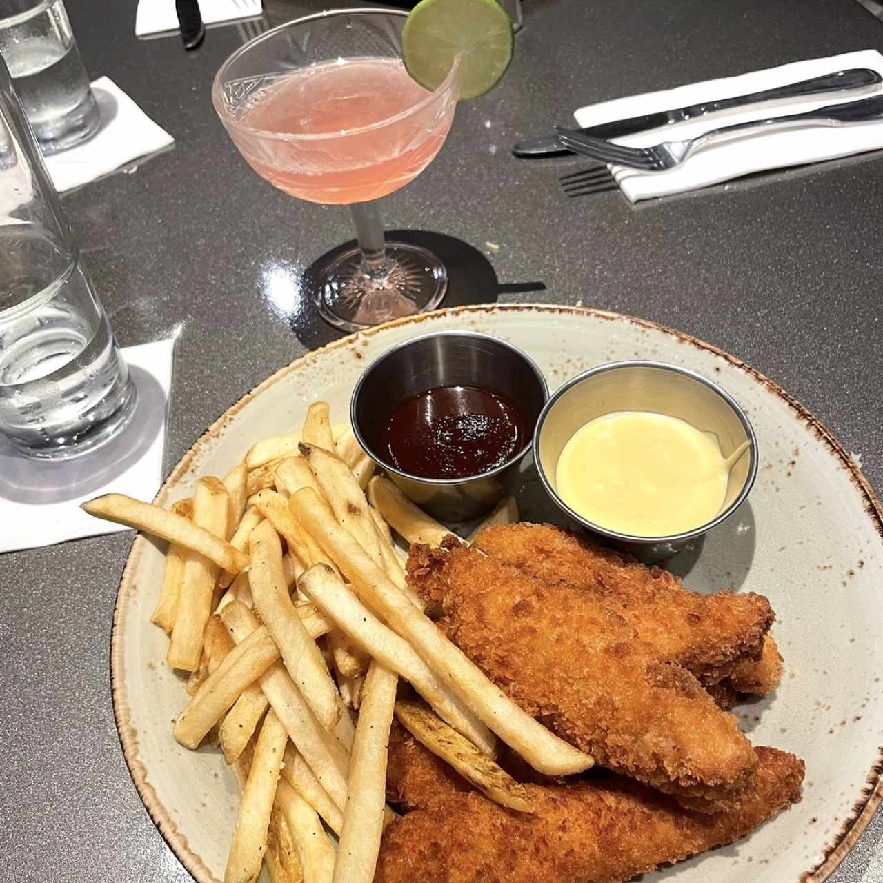 Speciality Entrées - Tupelo Chicken Tenders