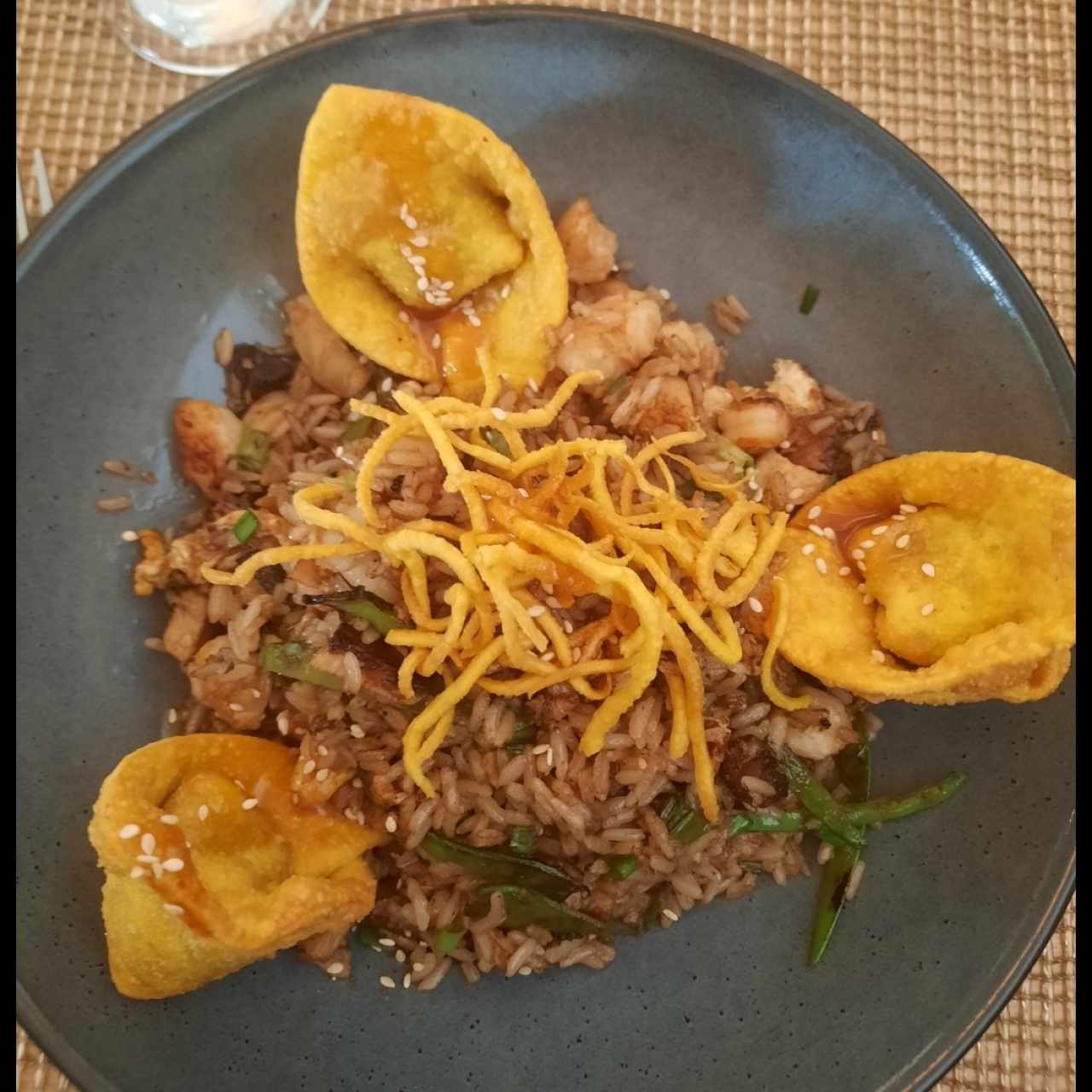 Platos Fuertes - Arroz Chaufa Capón