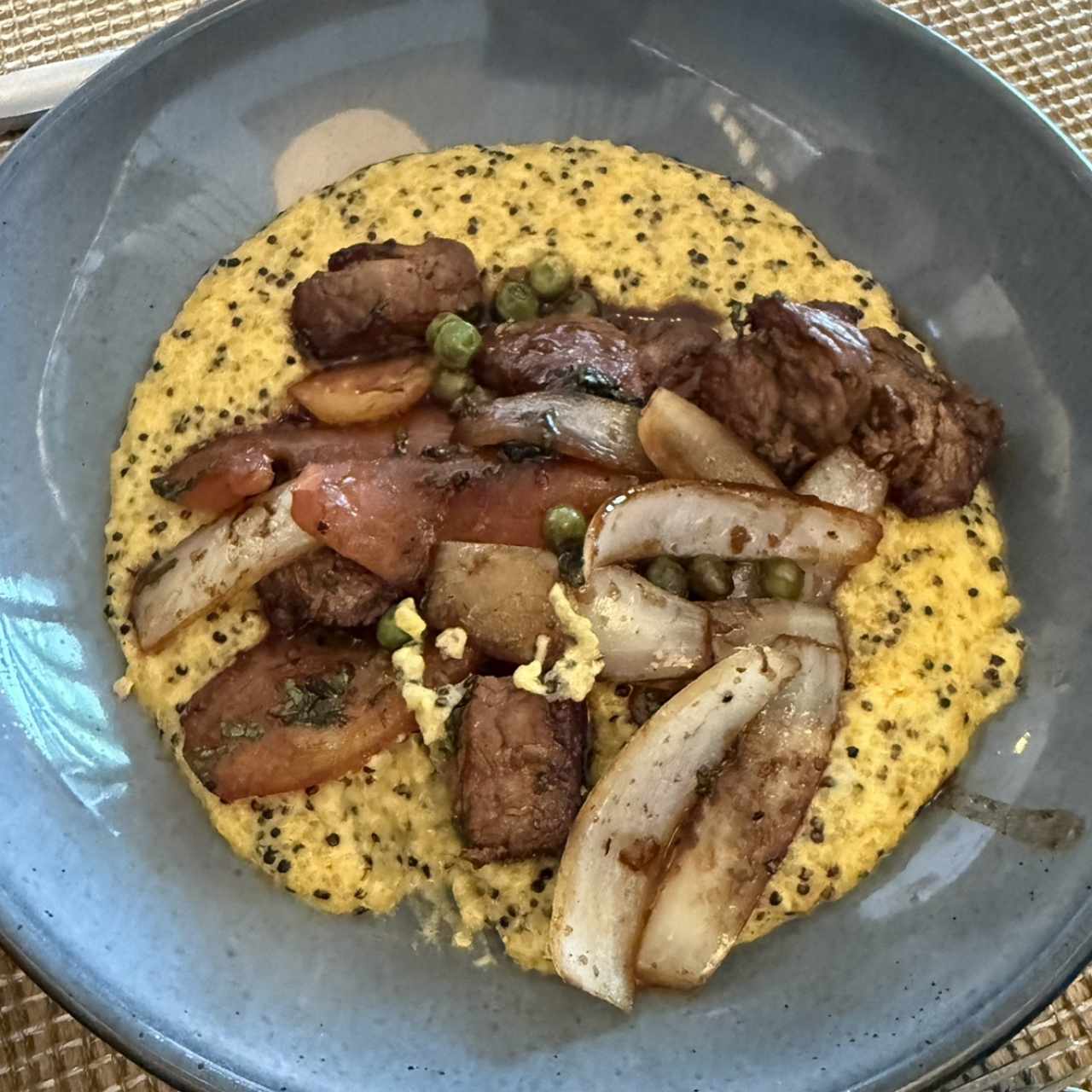 Rissoto de Quinoa con Lomo Saltado
