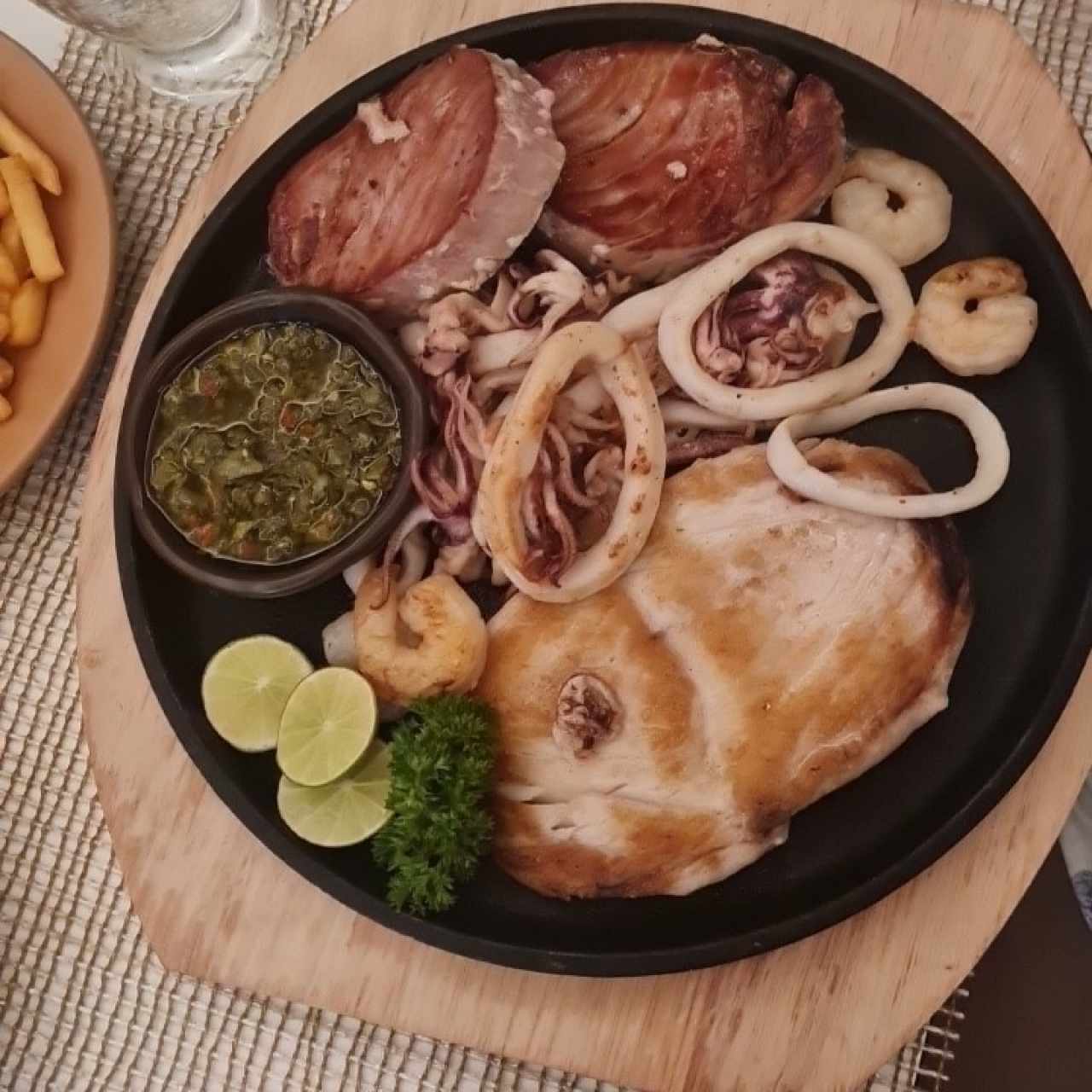 Platos Fuertes - Parrilla Marina