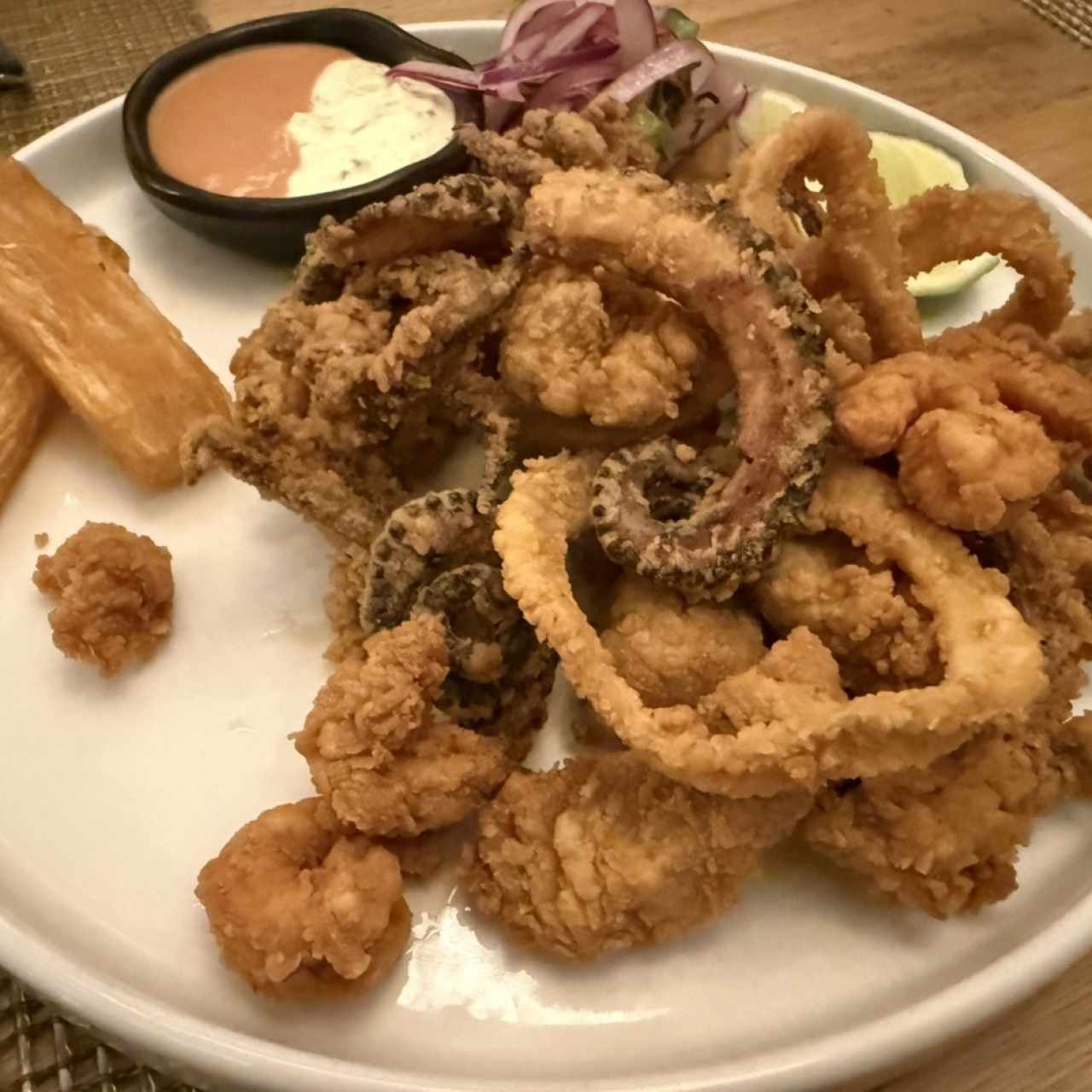 Entradas - Chicharron Mixto