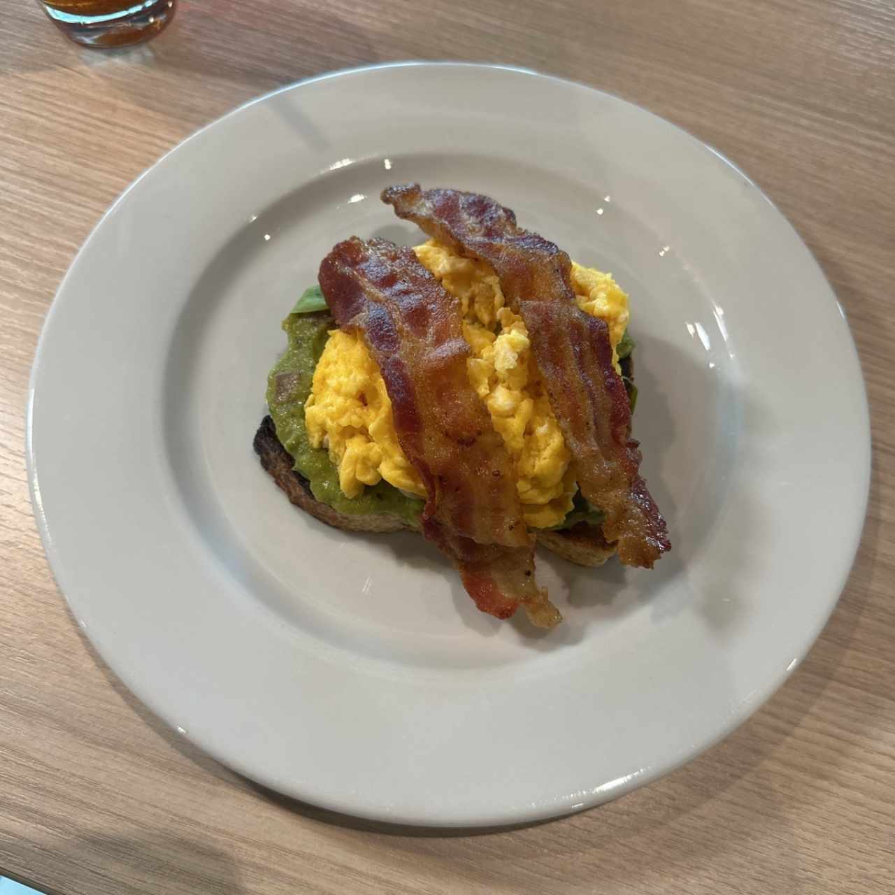 Tostadas - Eggs Avo Toast
