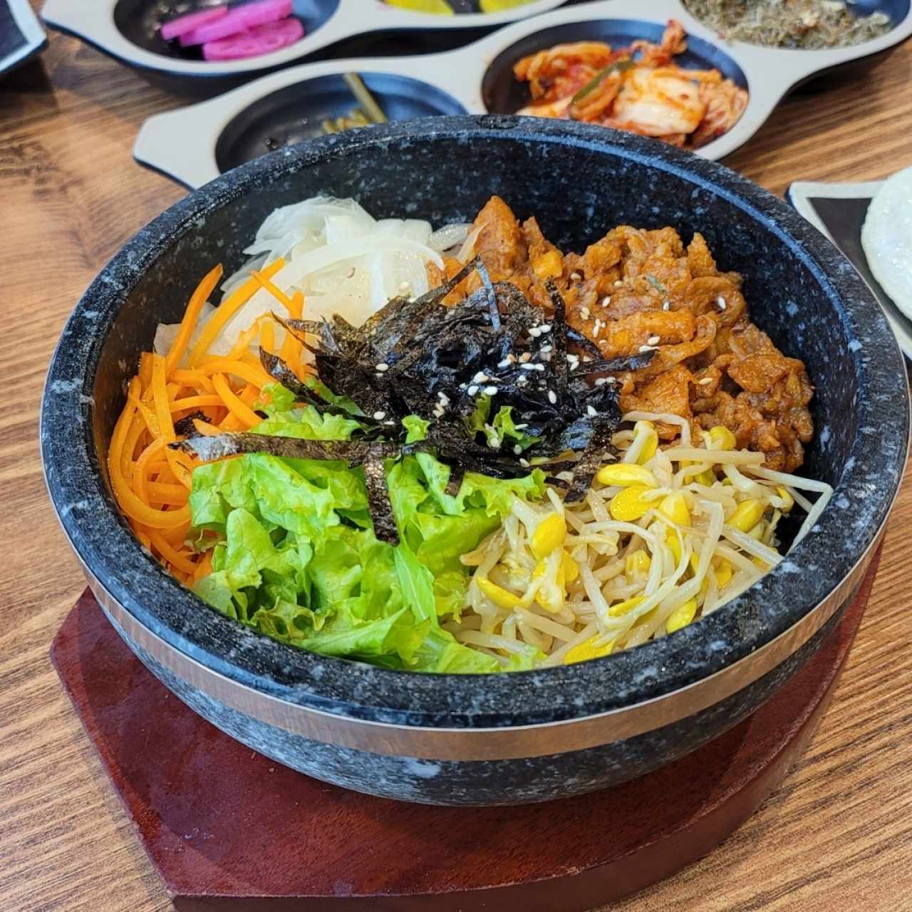 Dolsot Bibimbap