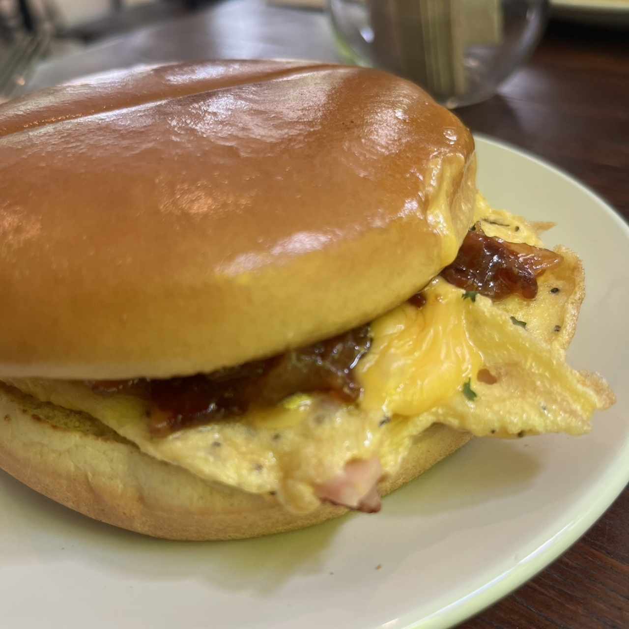 Breakfast sandwich