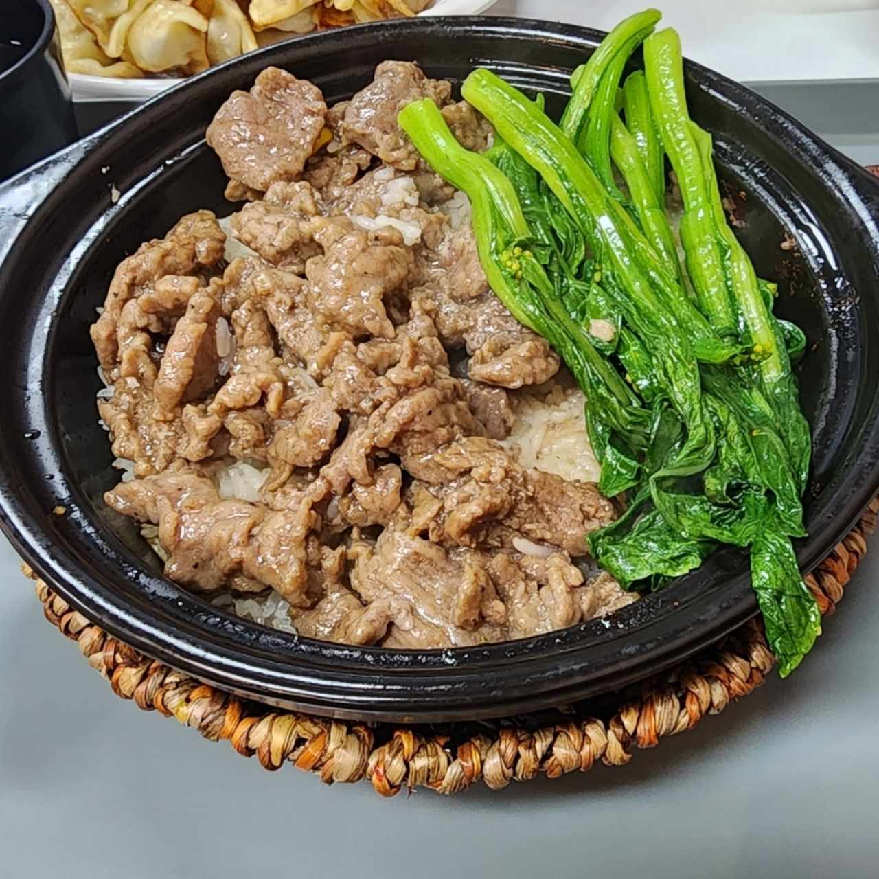 clay pot de carne