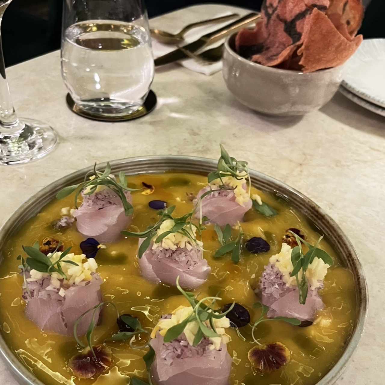 Tiradito de Kampachi y Mango