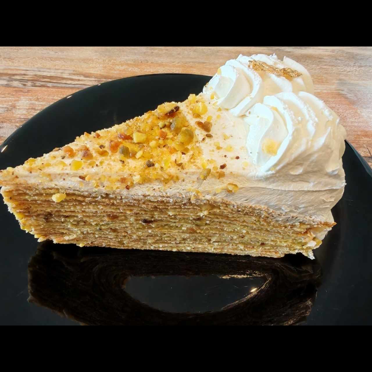 Cake Crepes De Pistacho (SIN LÁCTEOS)