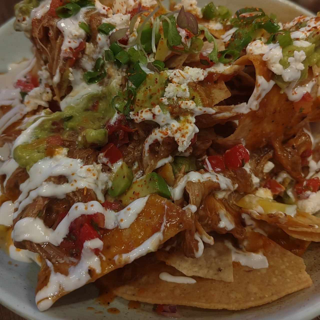 Nachos de puerco ahumado 