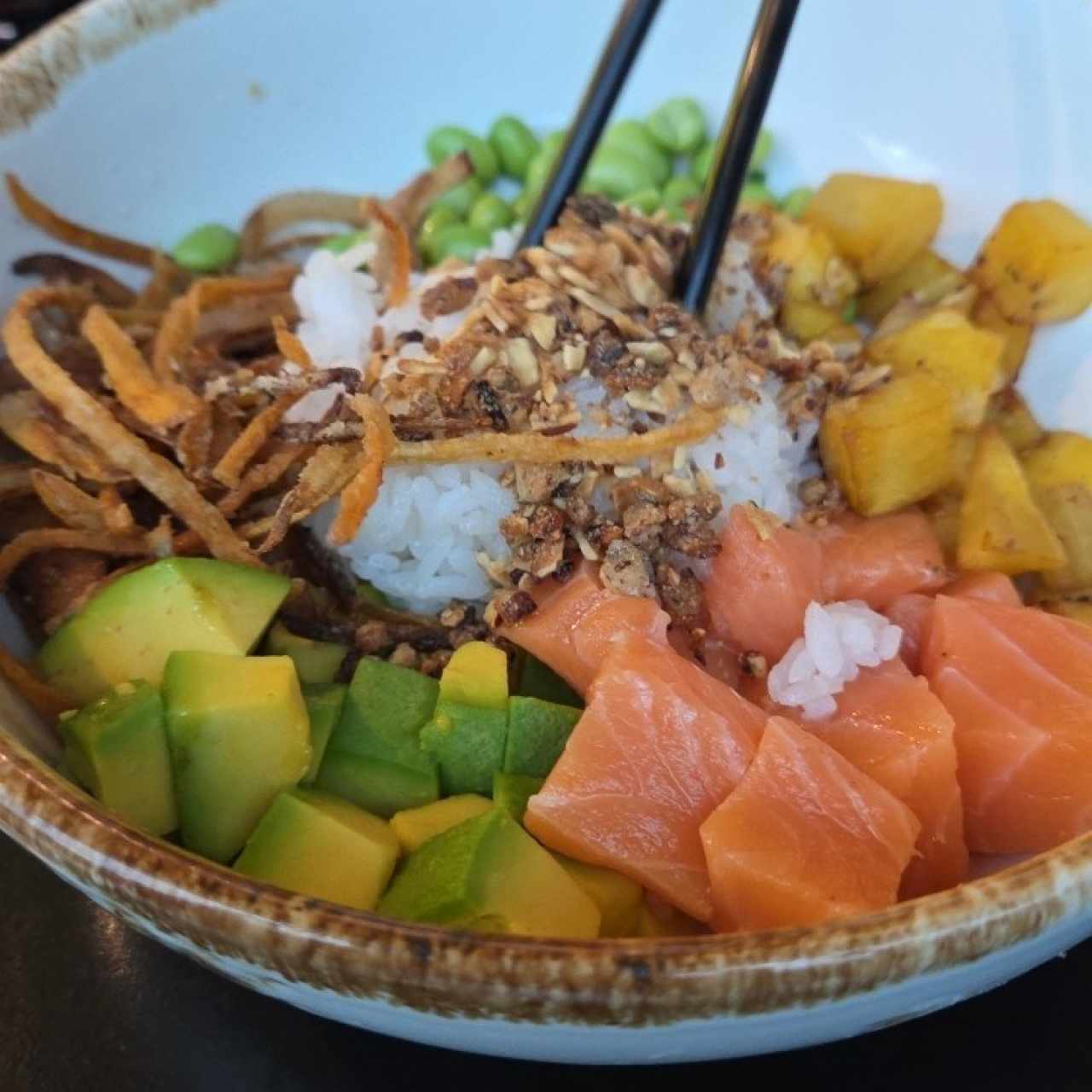 Pokes - Sunset Salmón Poke