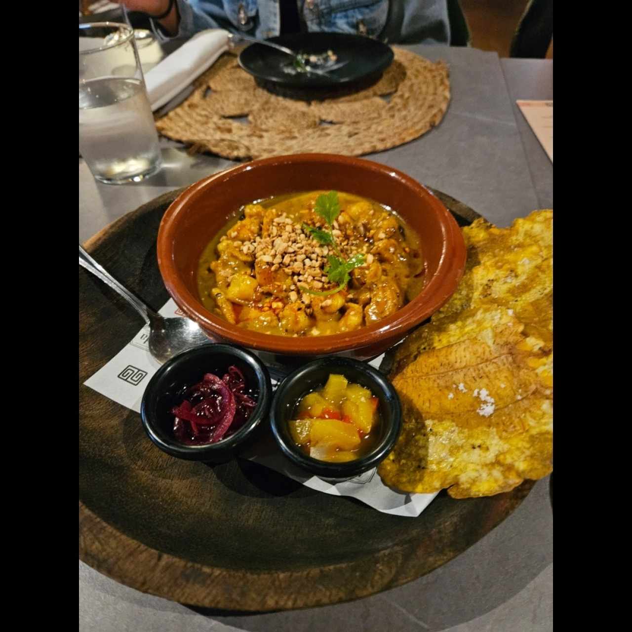 Patacones y Camarones "Isla Manzanillo Platter" (GF)