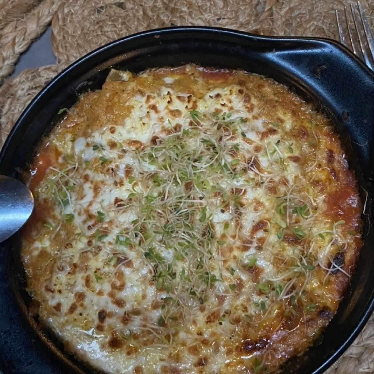 Canelones de chorizo tableño gratinados