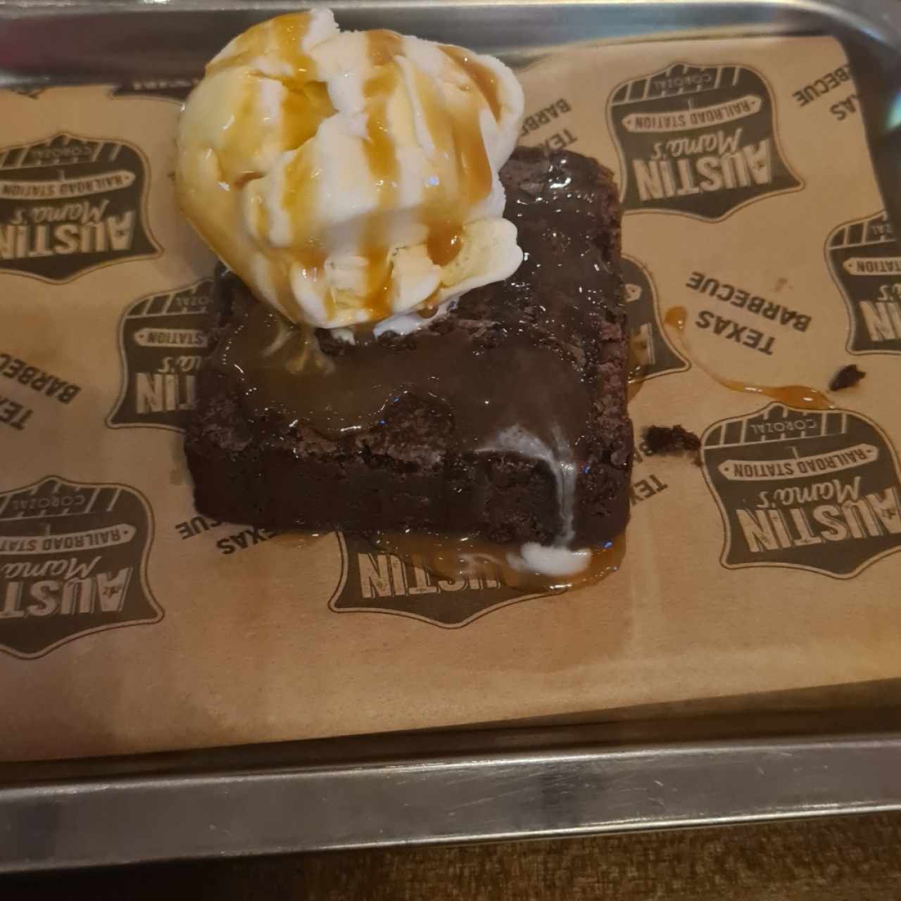 Postres - Salted Caramel Brownie