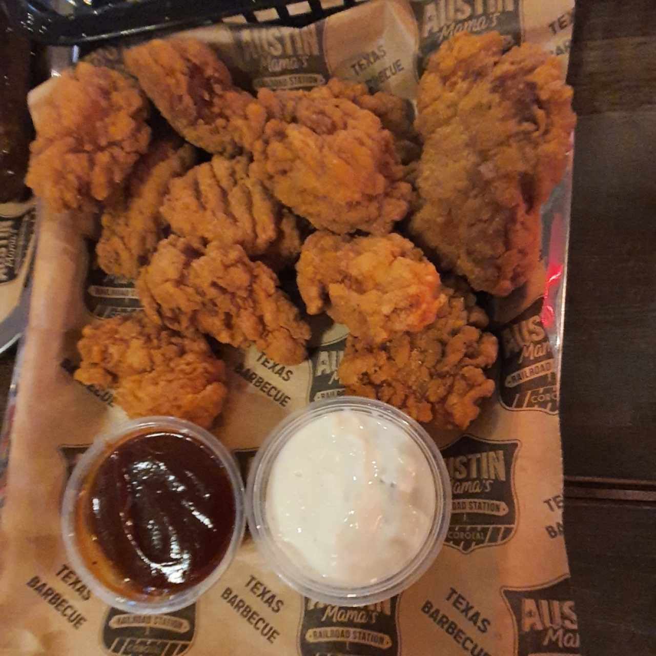 BONELESS WINGS BUCKET