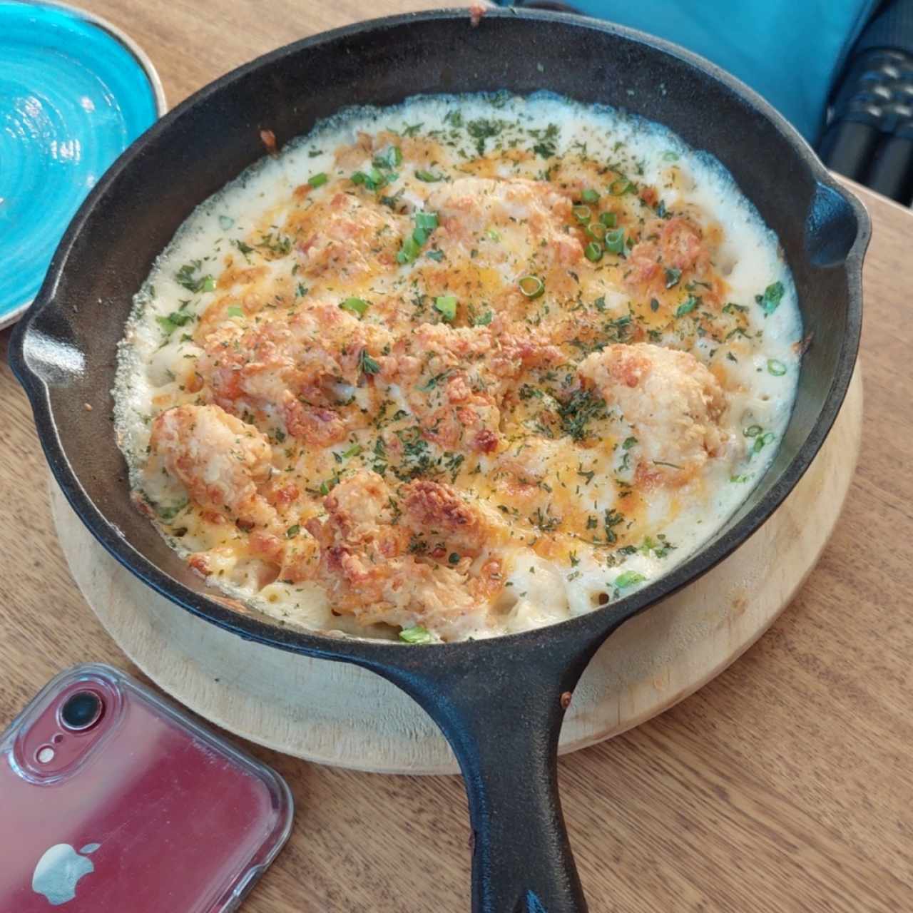 Mac and cheese de pollo