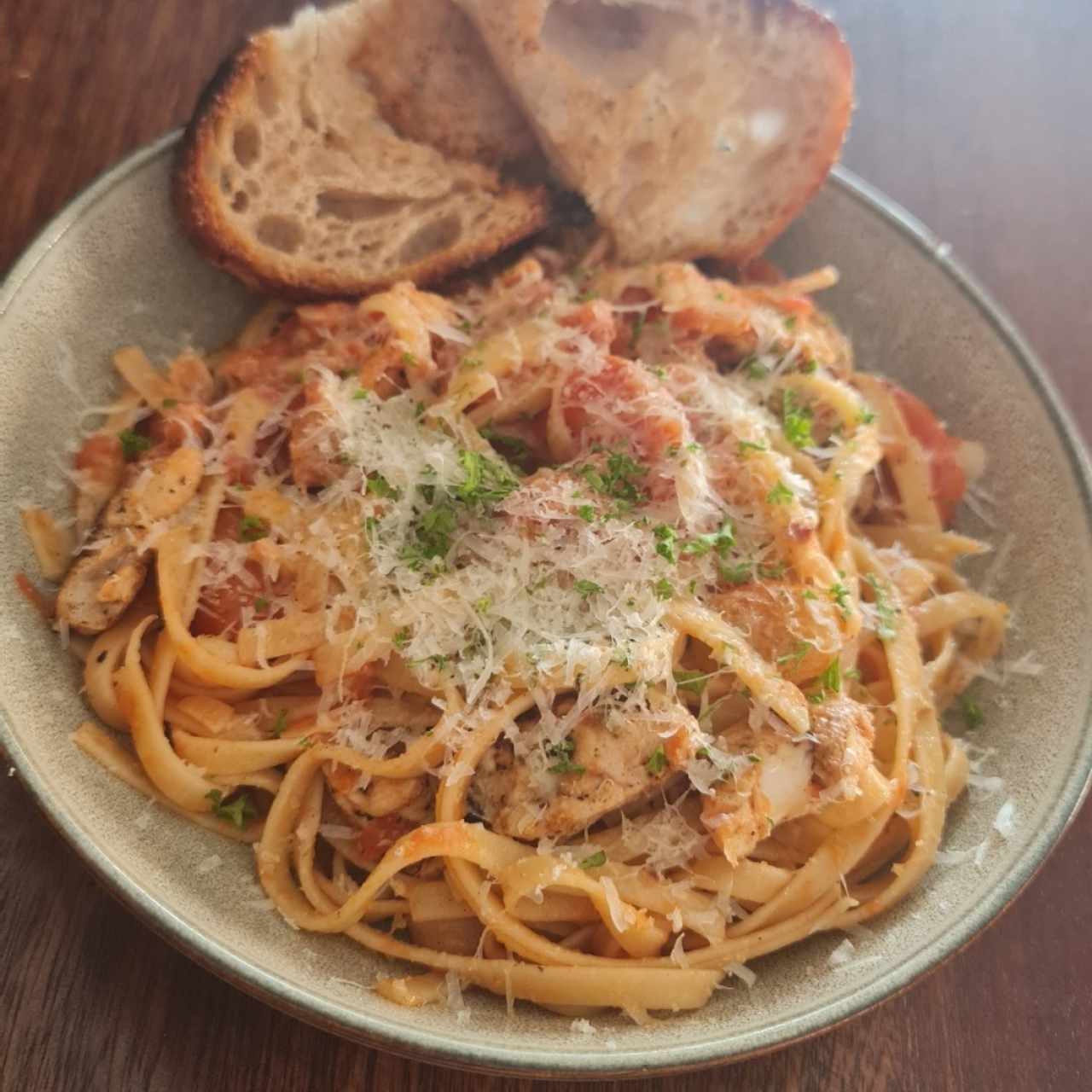 Cherry Tomato Chicken Pasta