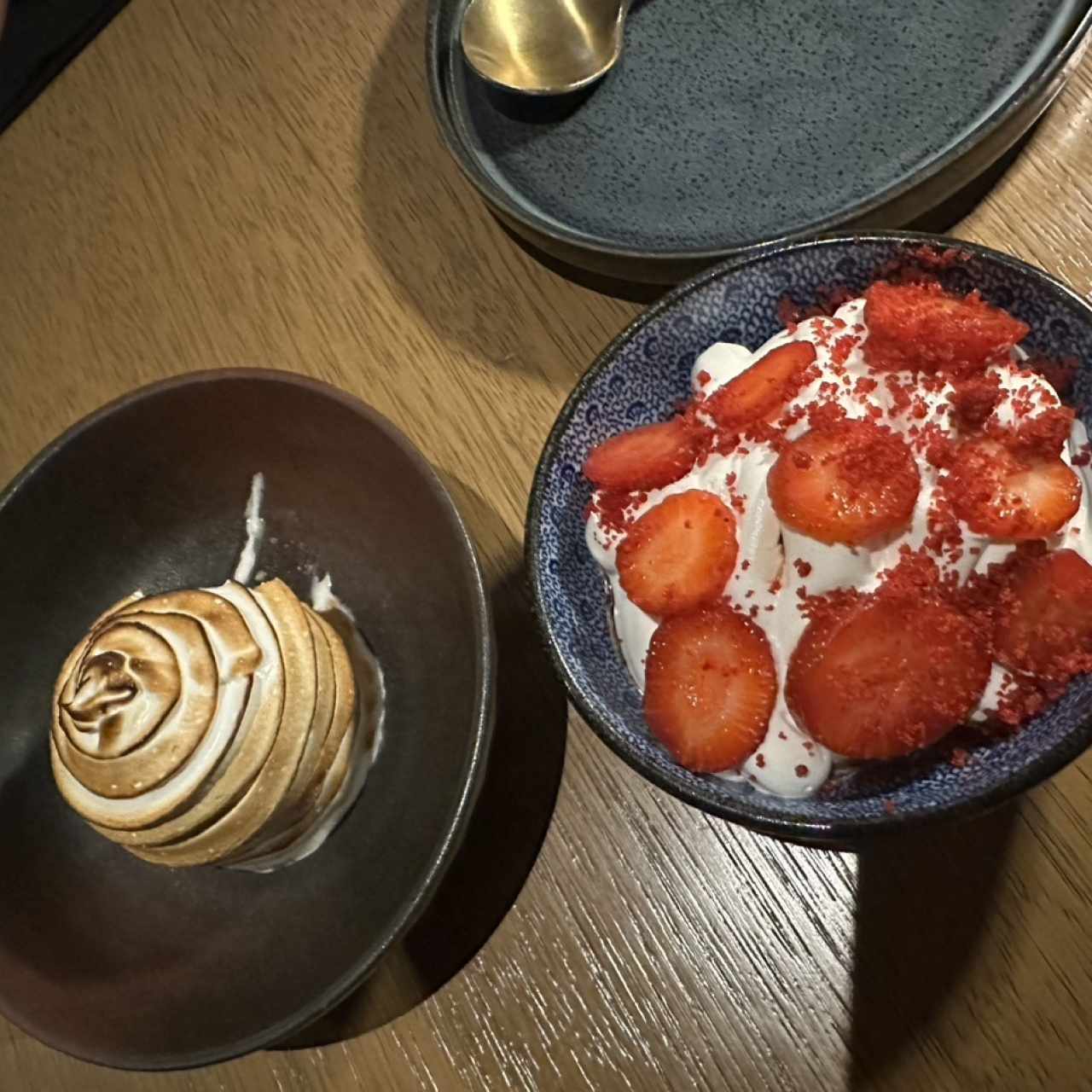 Sweets - Fresas con Crema y tres leches limeño